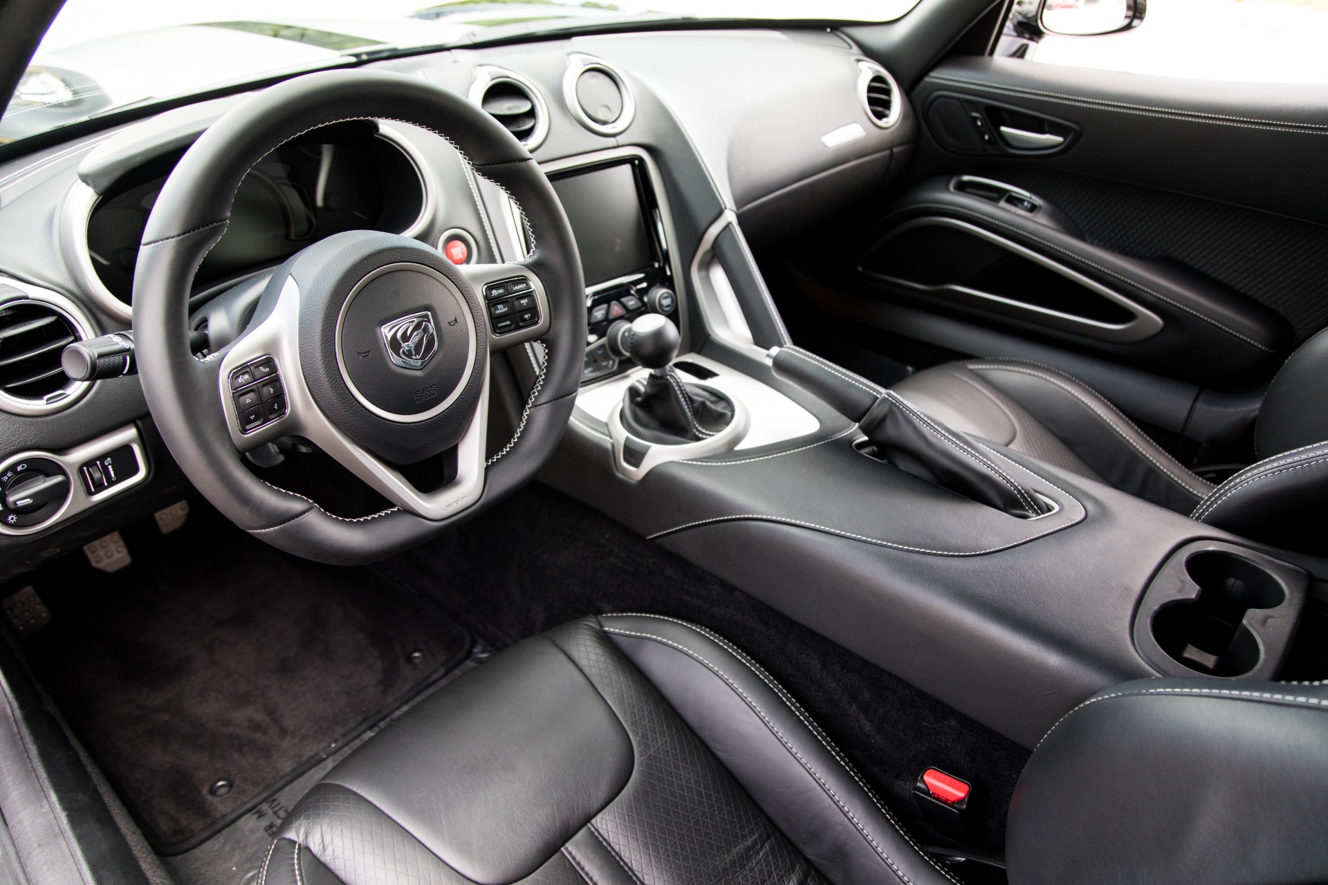 Used-2014-Dodge-SRT-Viper-GTS