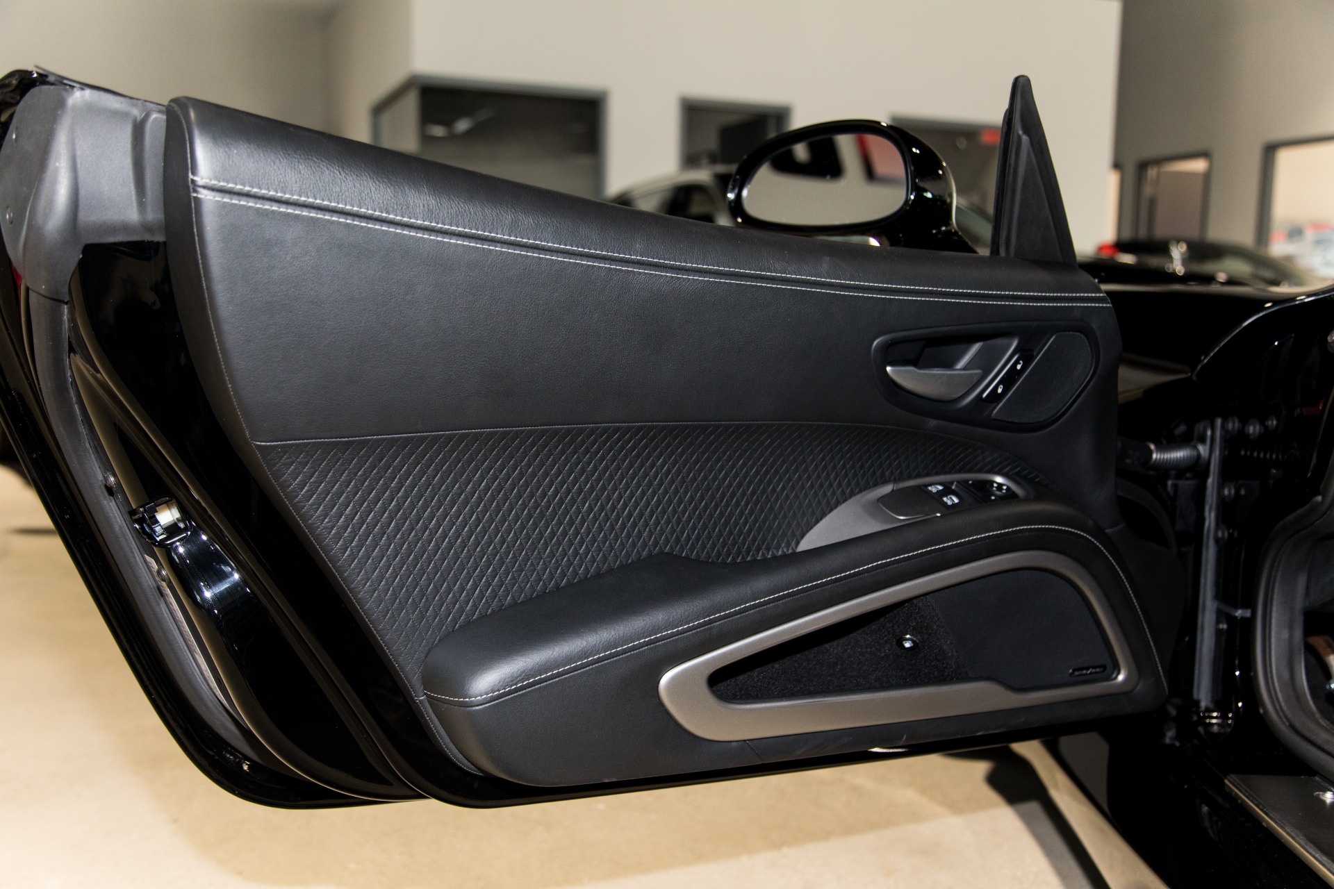Used-2014-Dodge-SRT-Viper-GTS