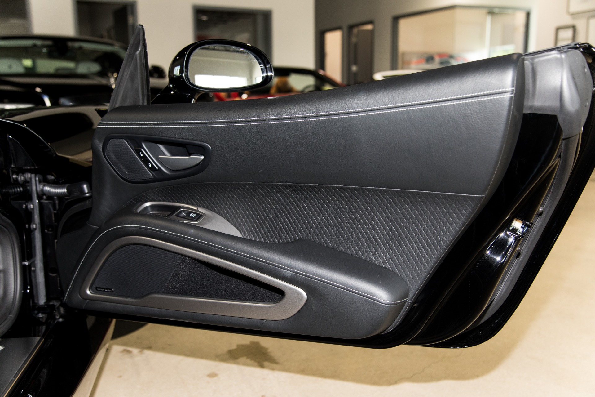 Used-2014-Dodge-SRT-Viper-GTS