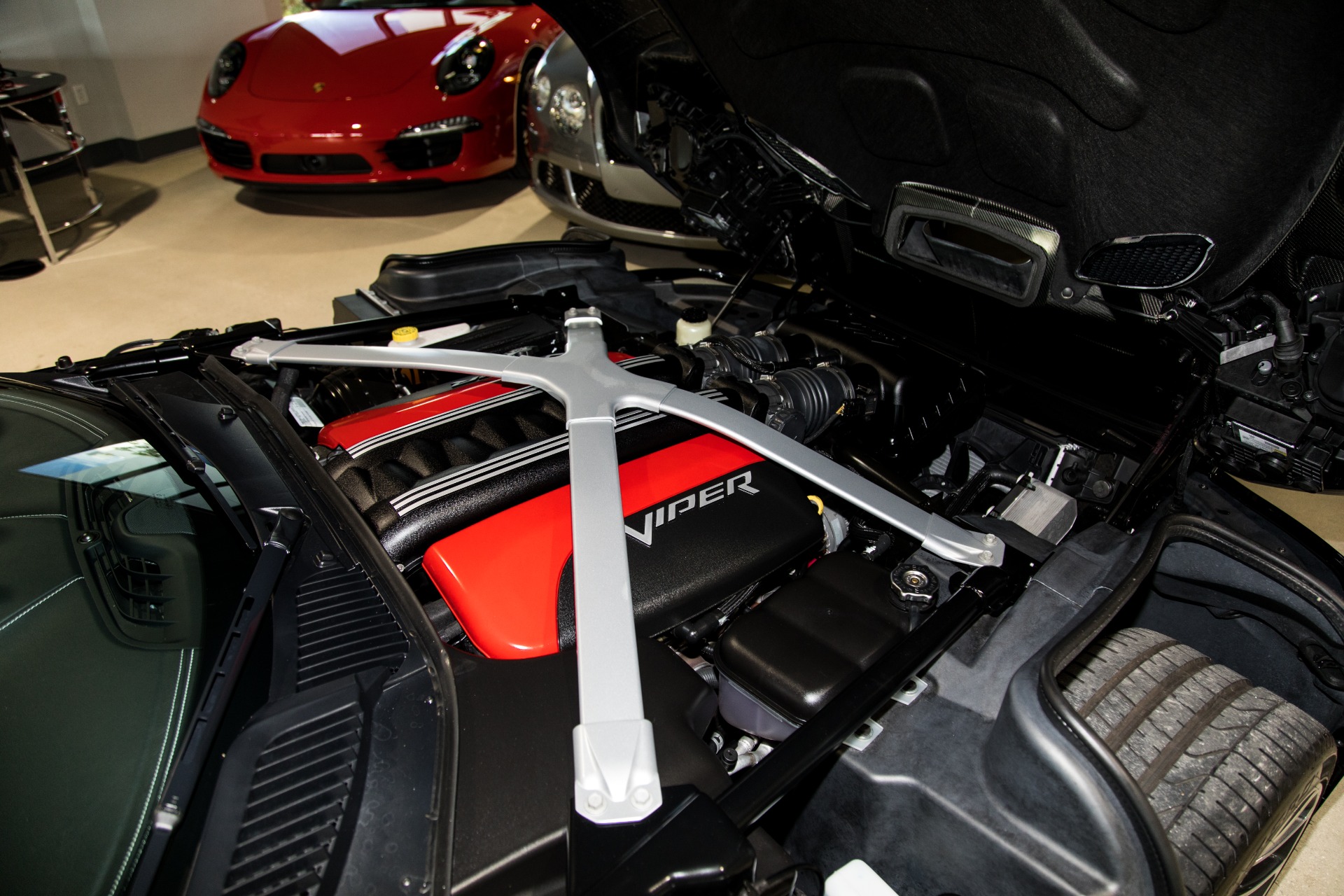 Used-2014-Dodge-SRT-Viper-GTS