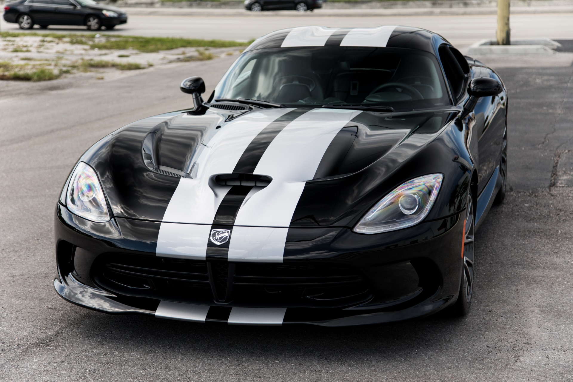 Used-2014-Dodge-SRT-Viper-GTS