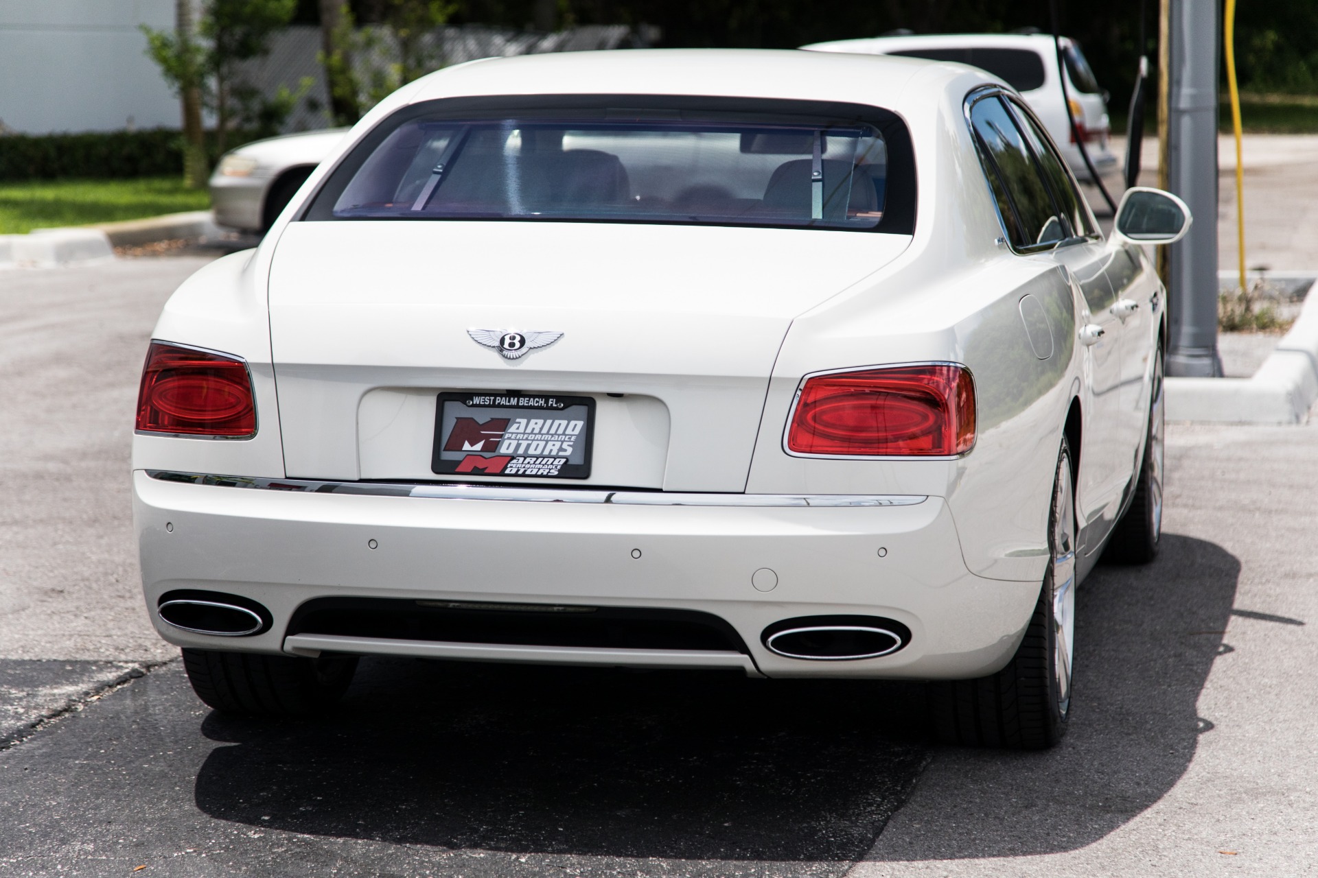 Used-2014-Bentley-Flying-Spur