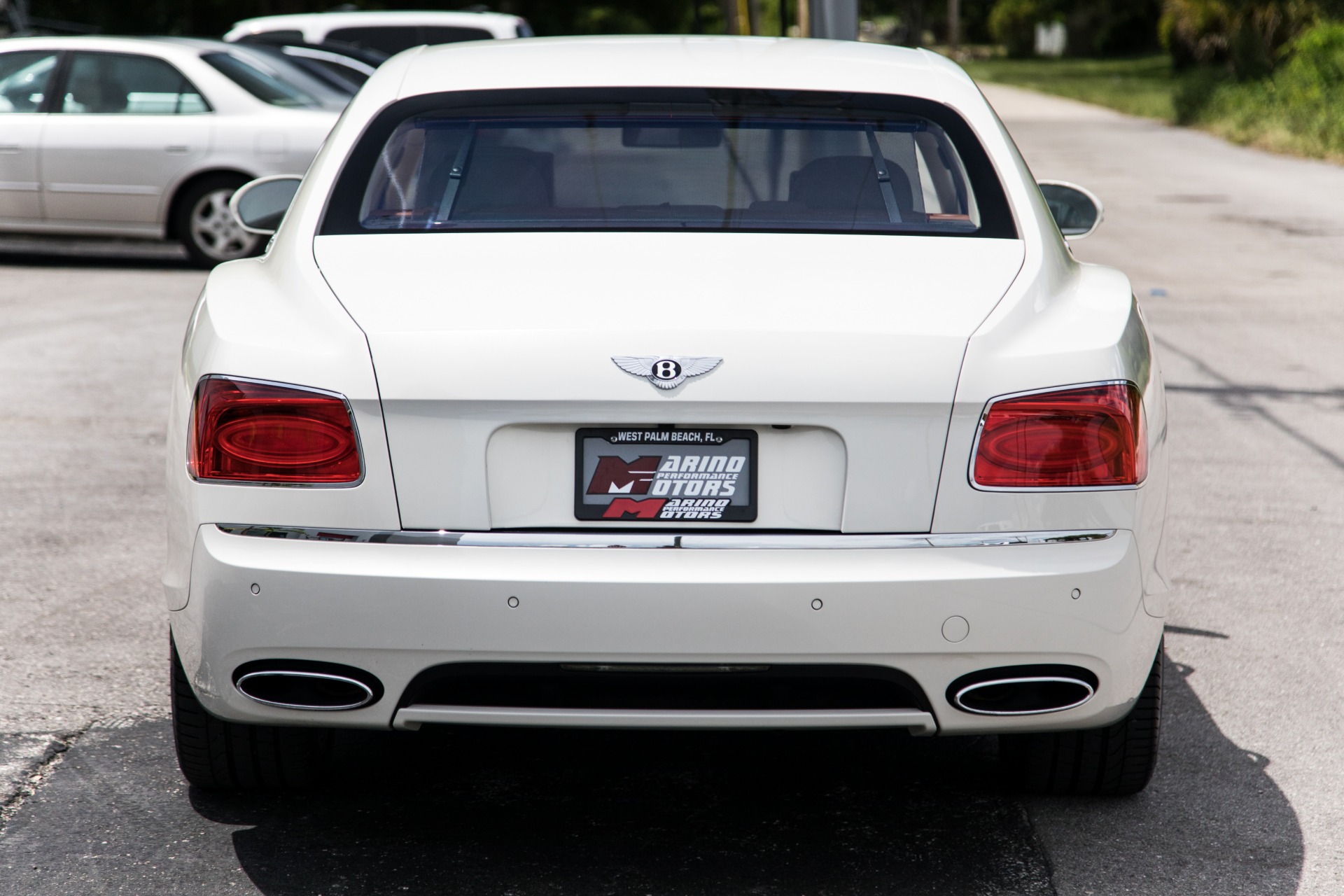 Used-2014-Bentley-Flying-Spur