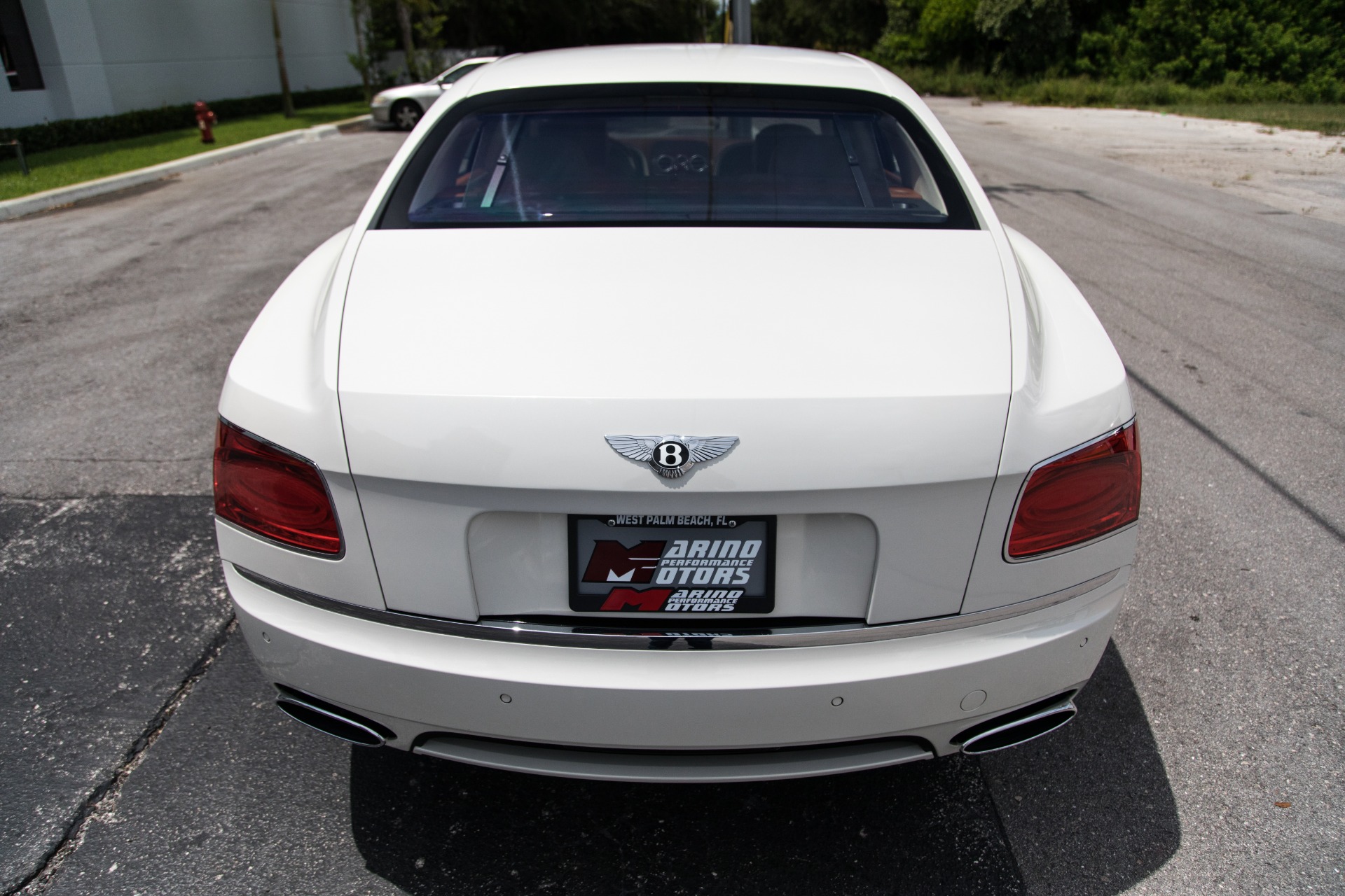 Used-2014-Bentley-Flying-Spur