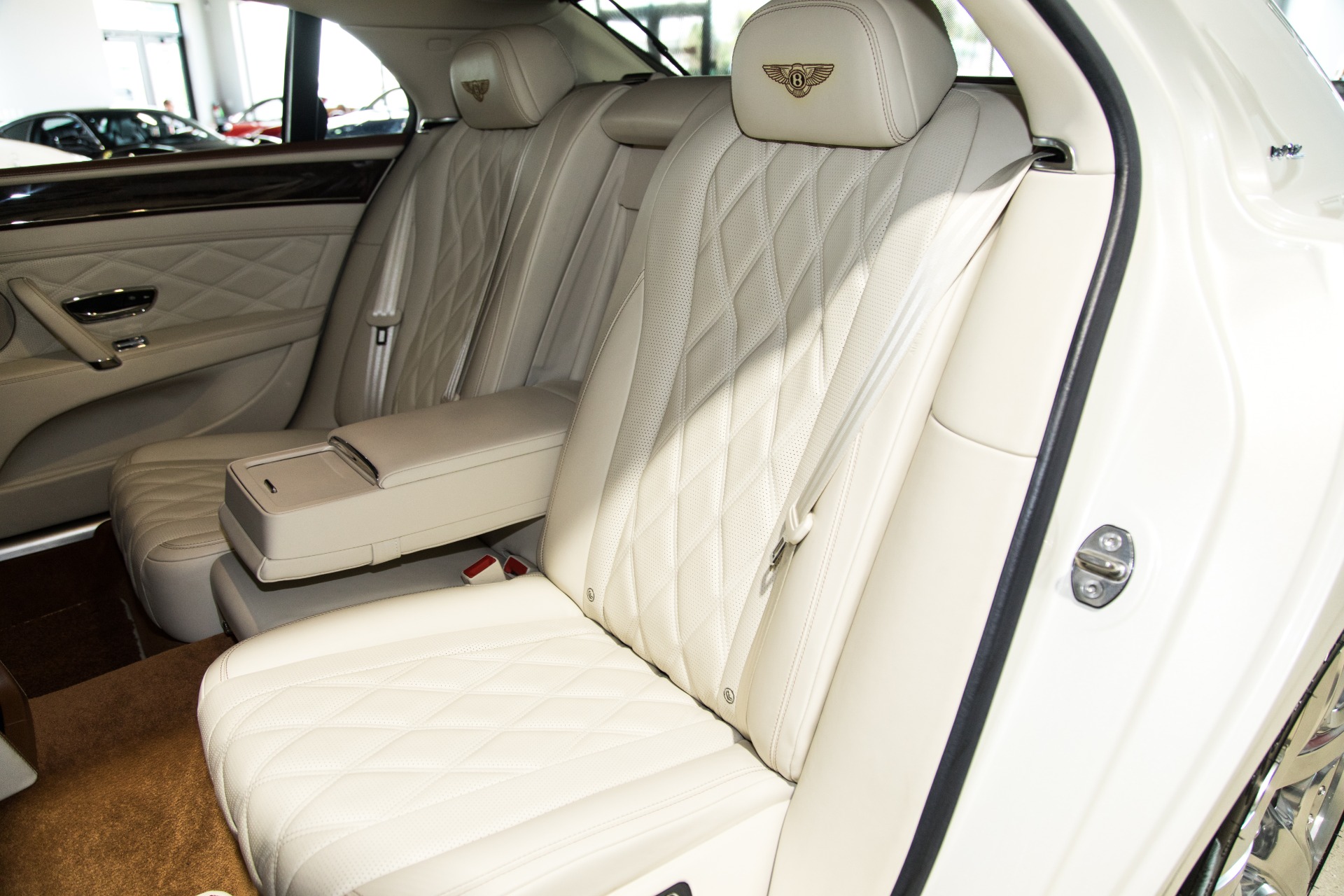 Used-2014-Bentley-Flying-Spur