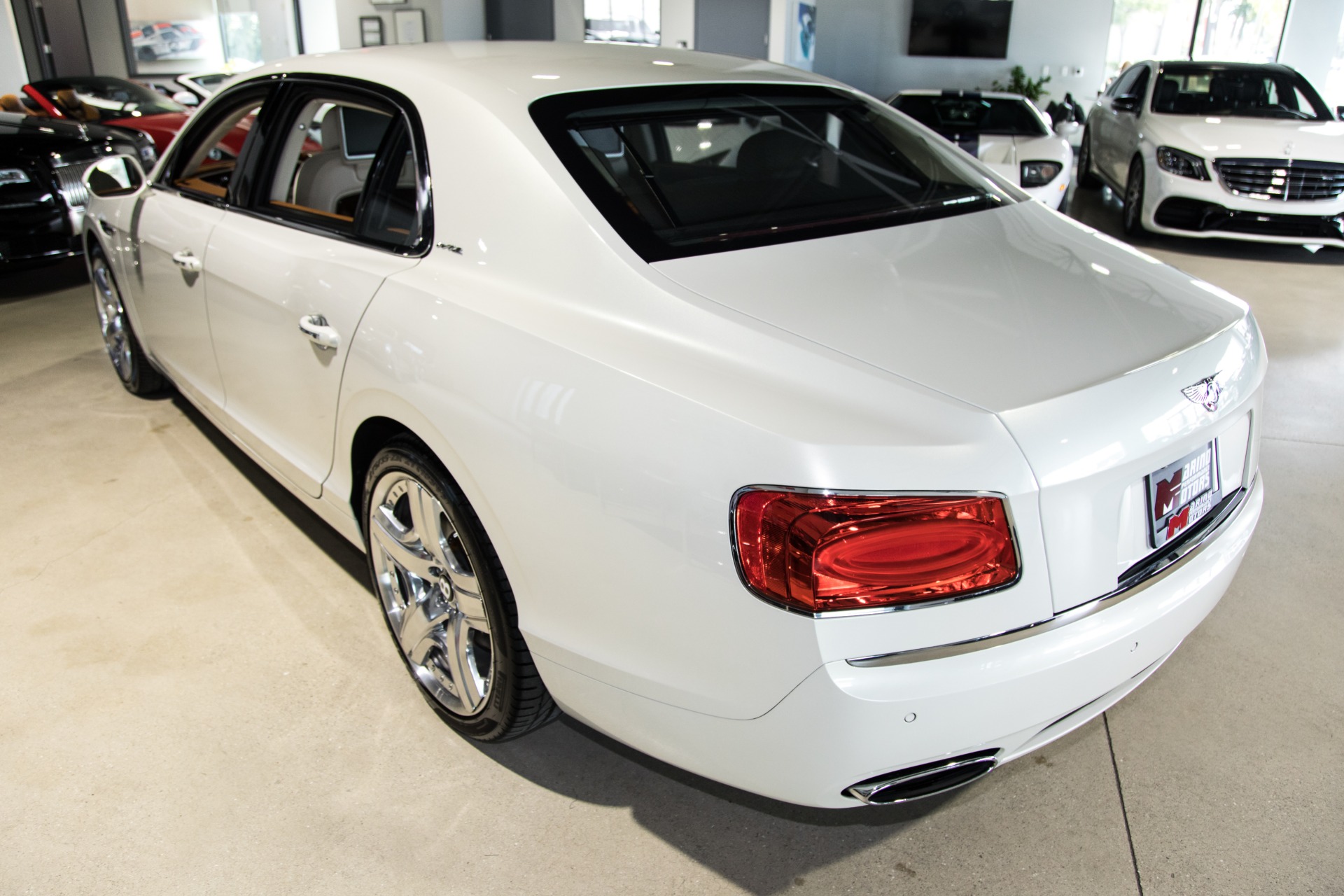 Used-2014-Bentley-Flying-Spur