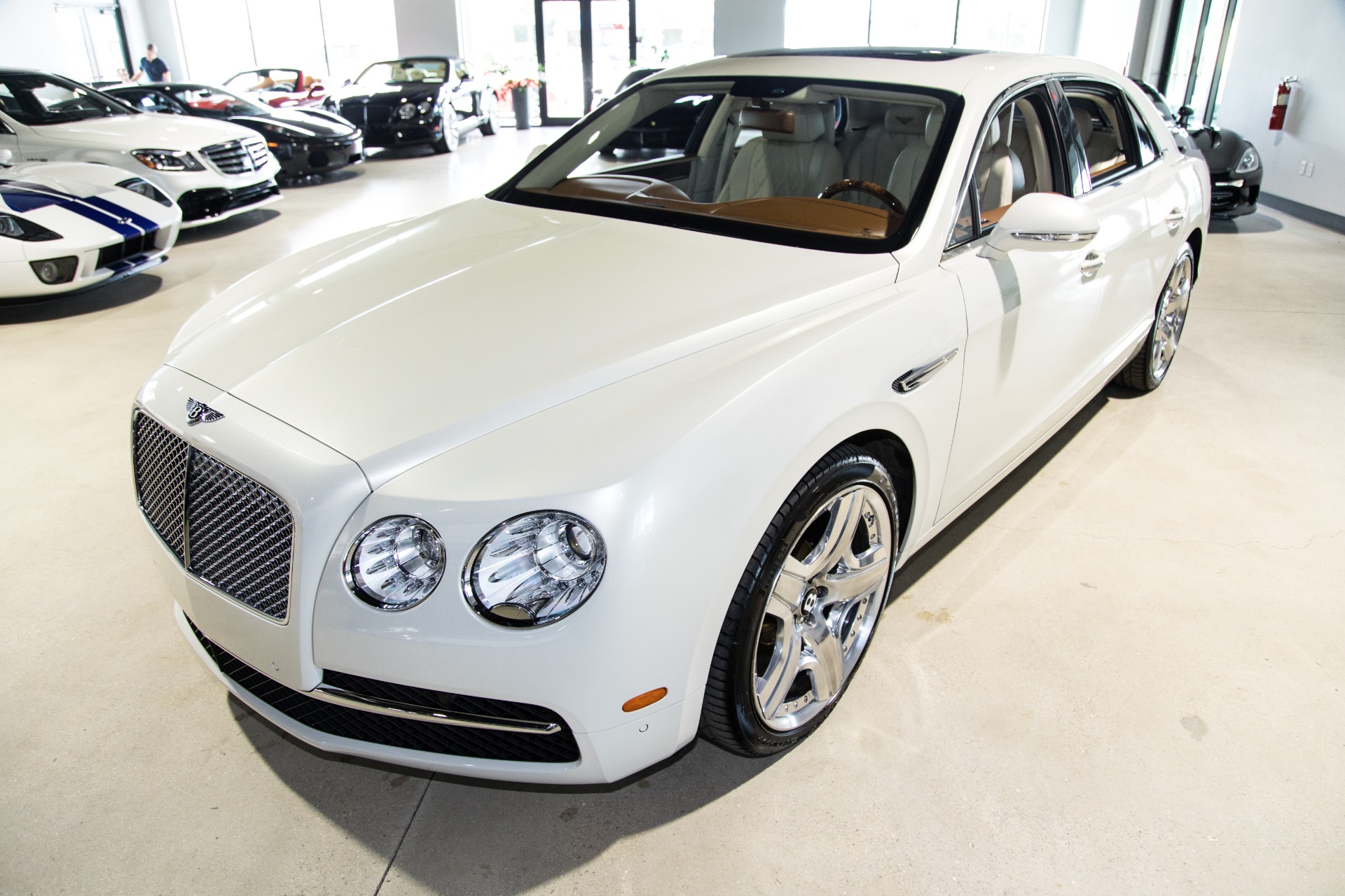 Used-2014-Bentley-Flying-Spur