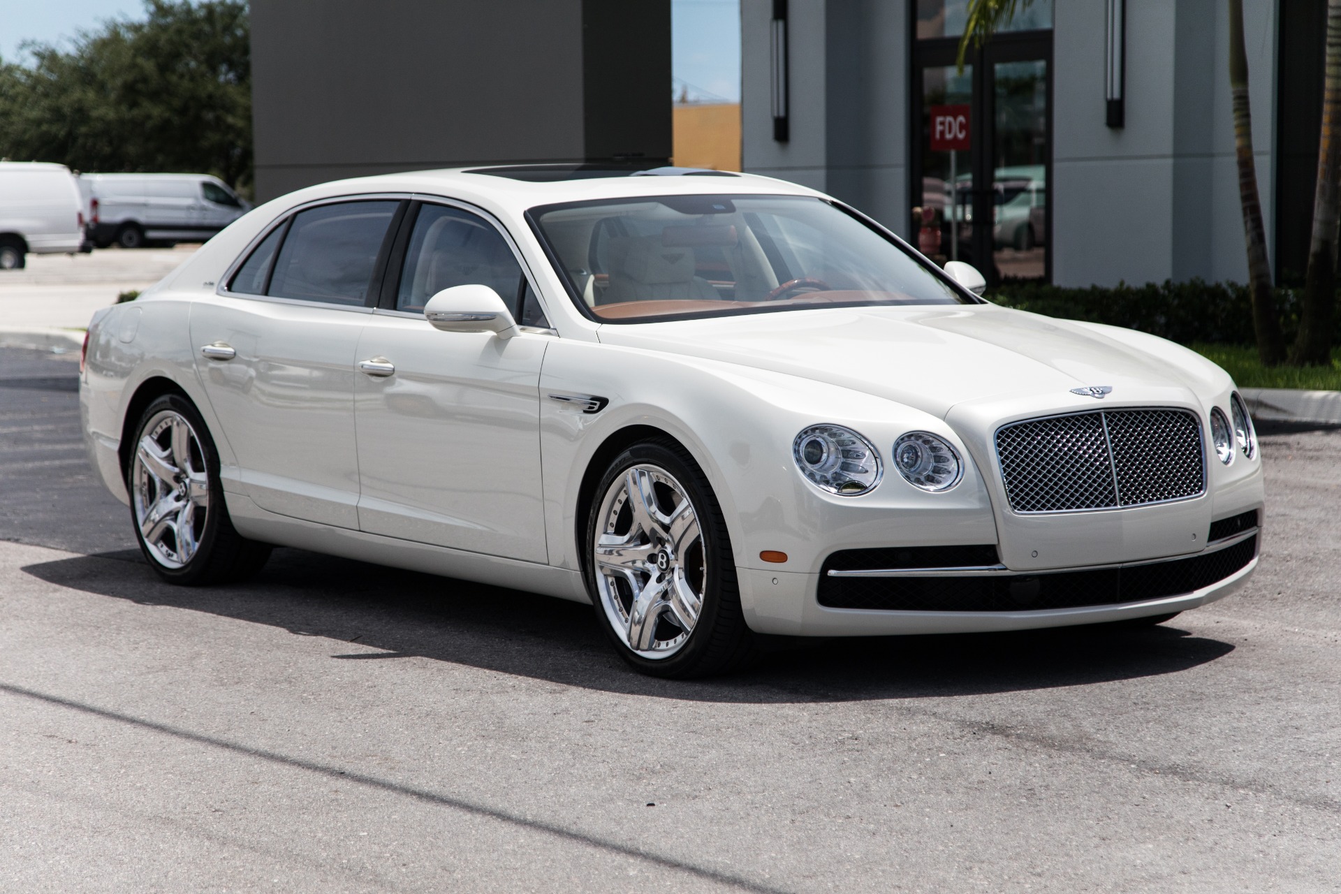 Used-2014-Bentley-Flying-Spur