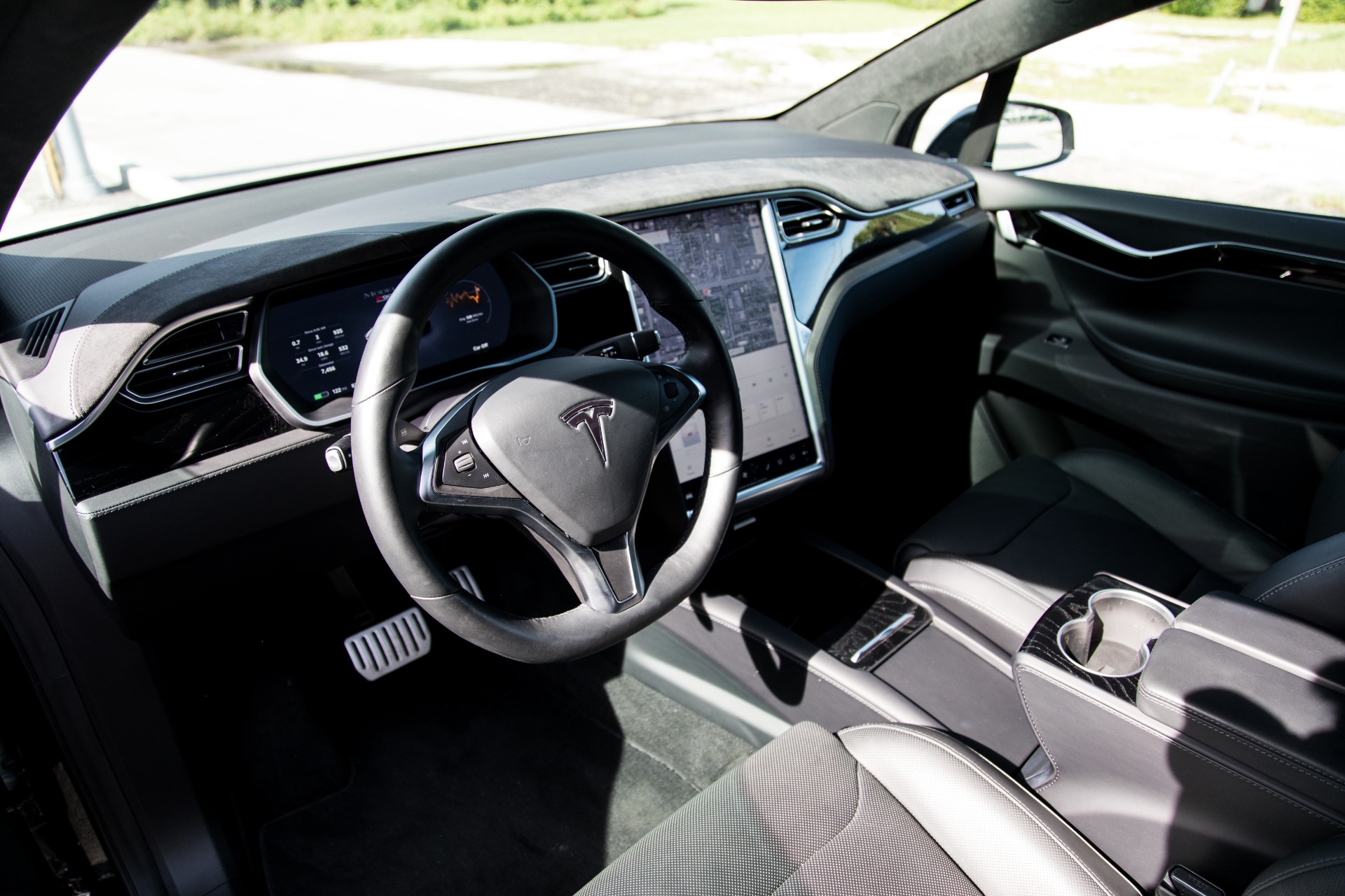 Used-2016-Tesla-Model-X-P90D