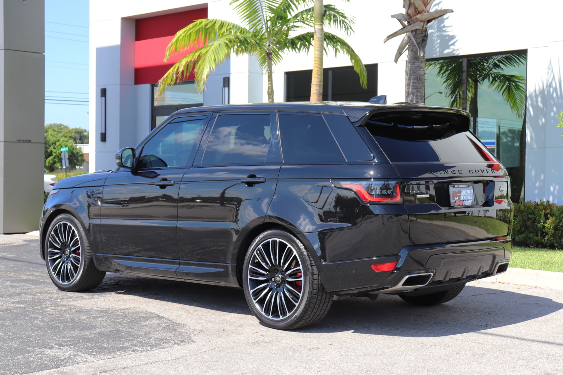 Used-2019-Land-Rover-Range-Rover-Sport-Supercharged-Dynamic