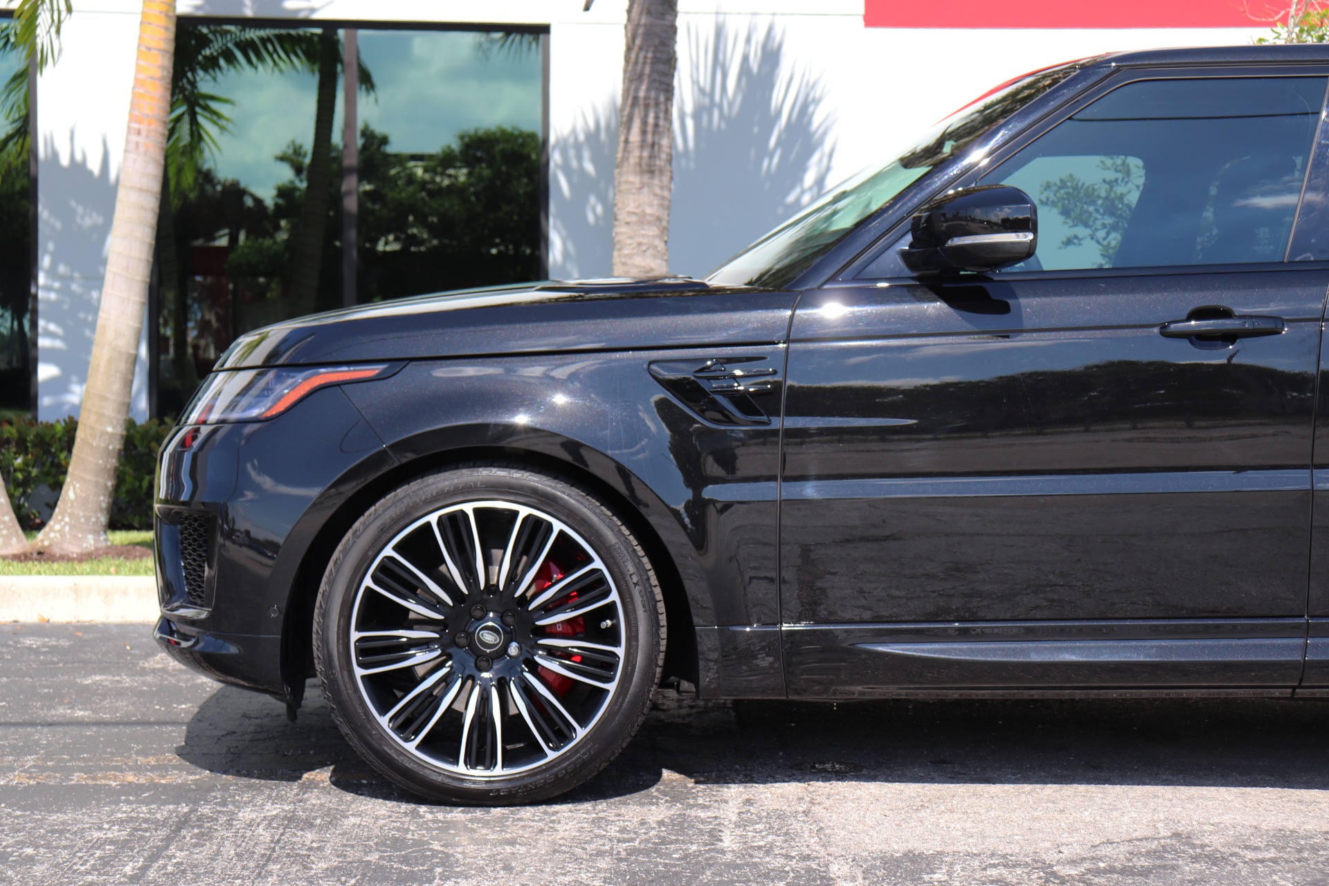 Used-2019-Land-Rover-Range-Rover-Sport-Supercharged-Dynamic