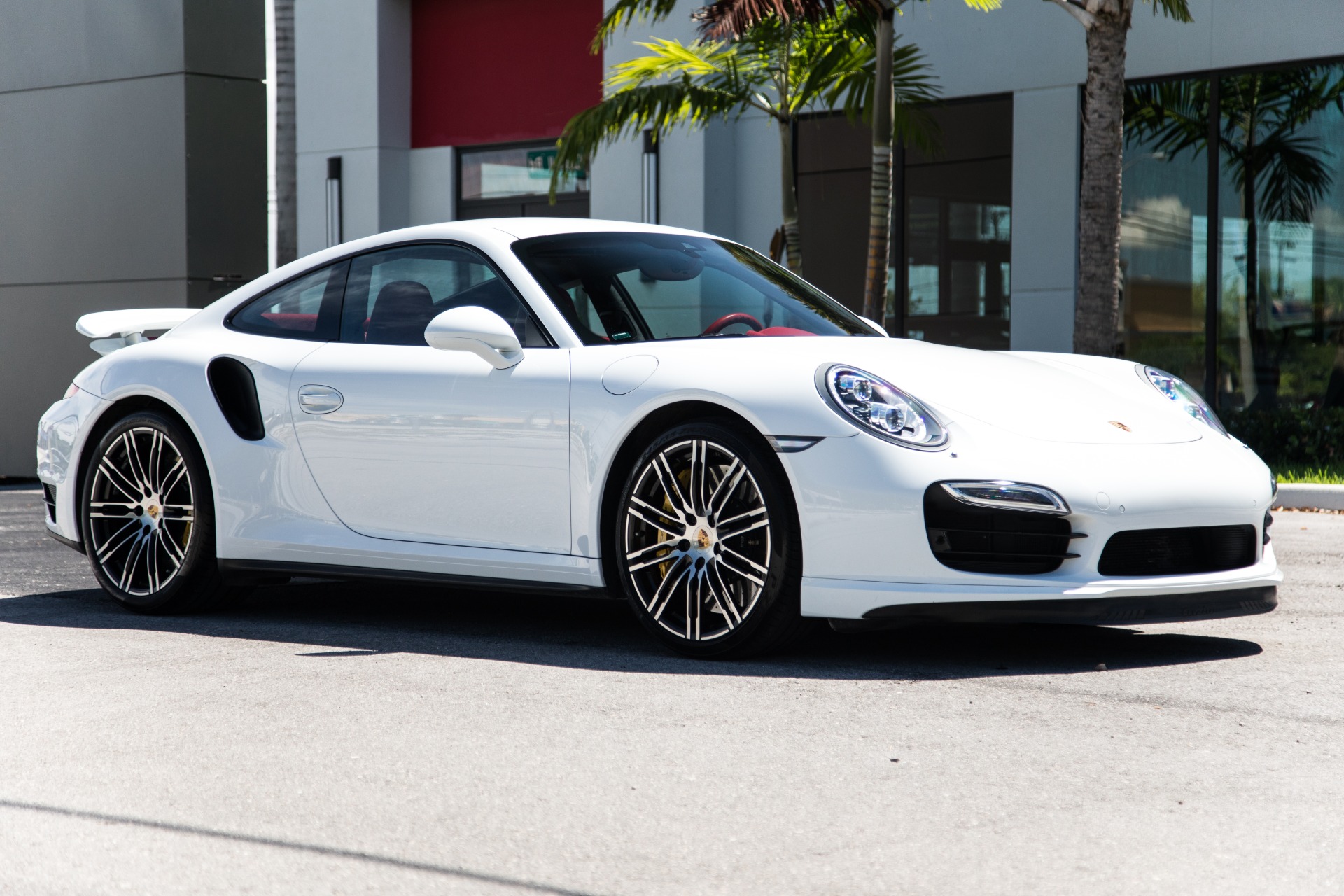 Used-2015-Porsche-911-Turbo