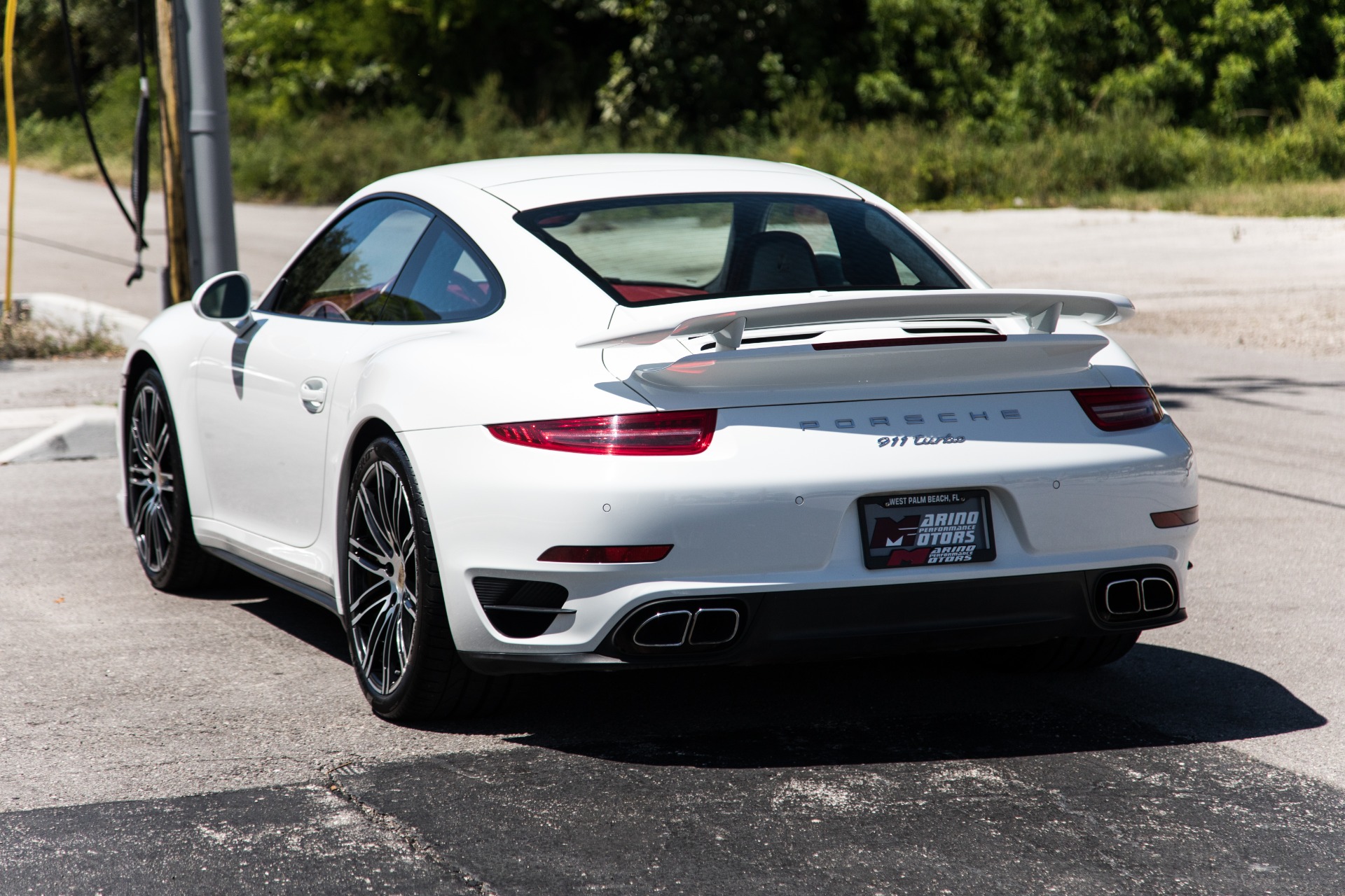 Used-2015-Porsche-911-Turbo