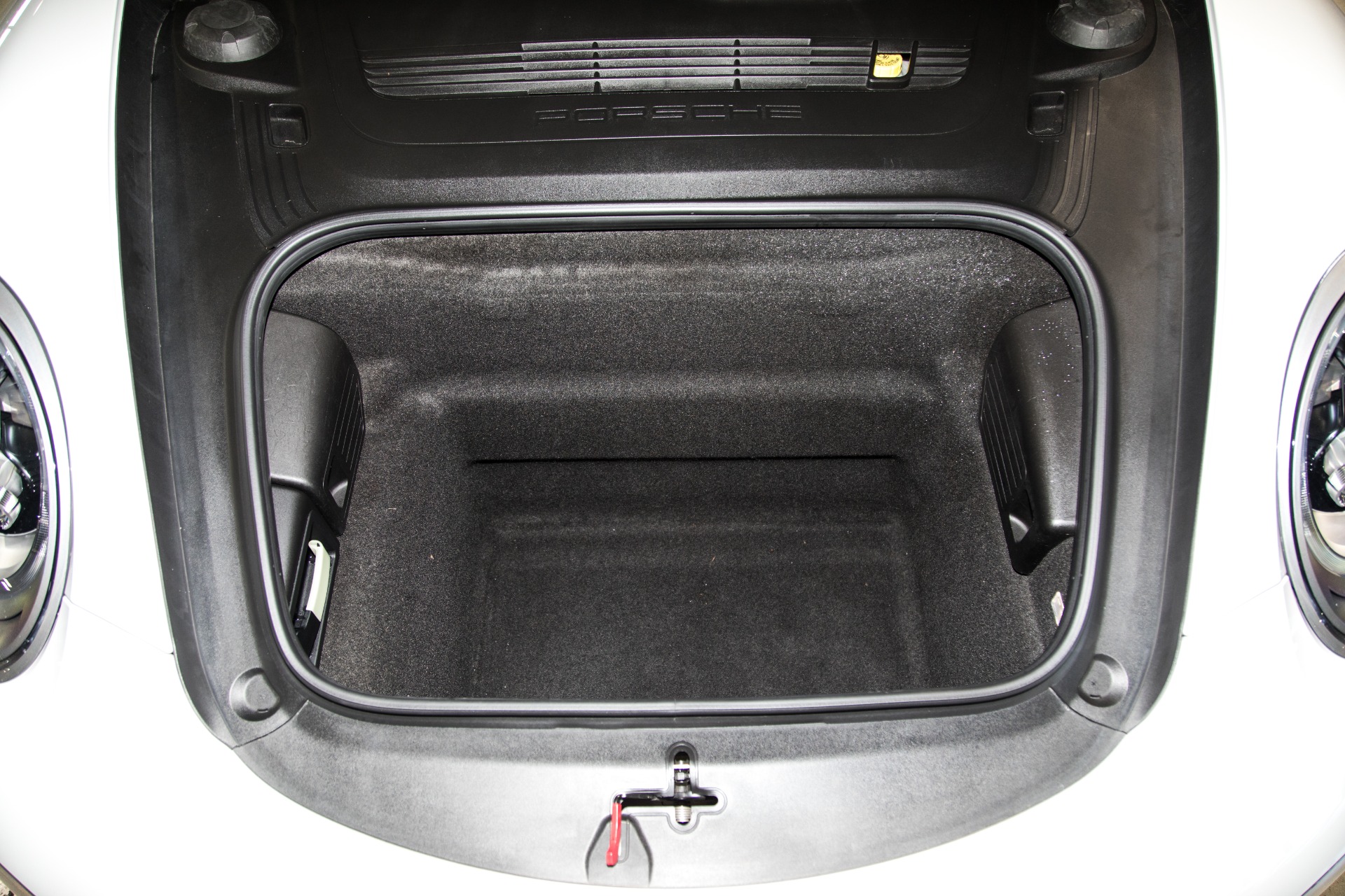 Used-2015-Porsche-911-Turbo