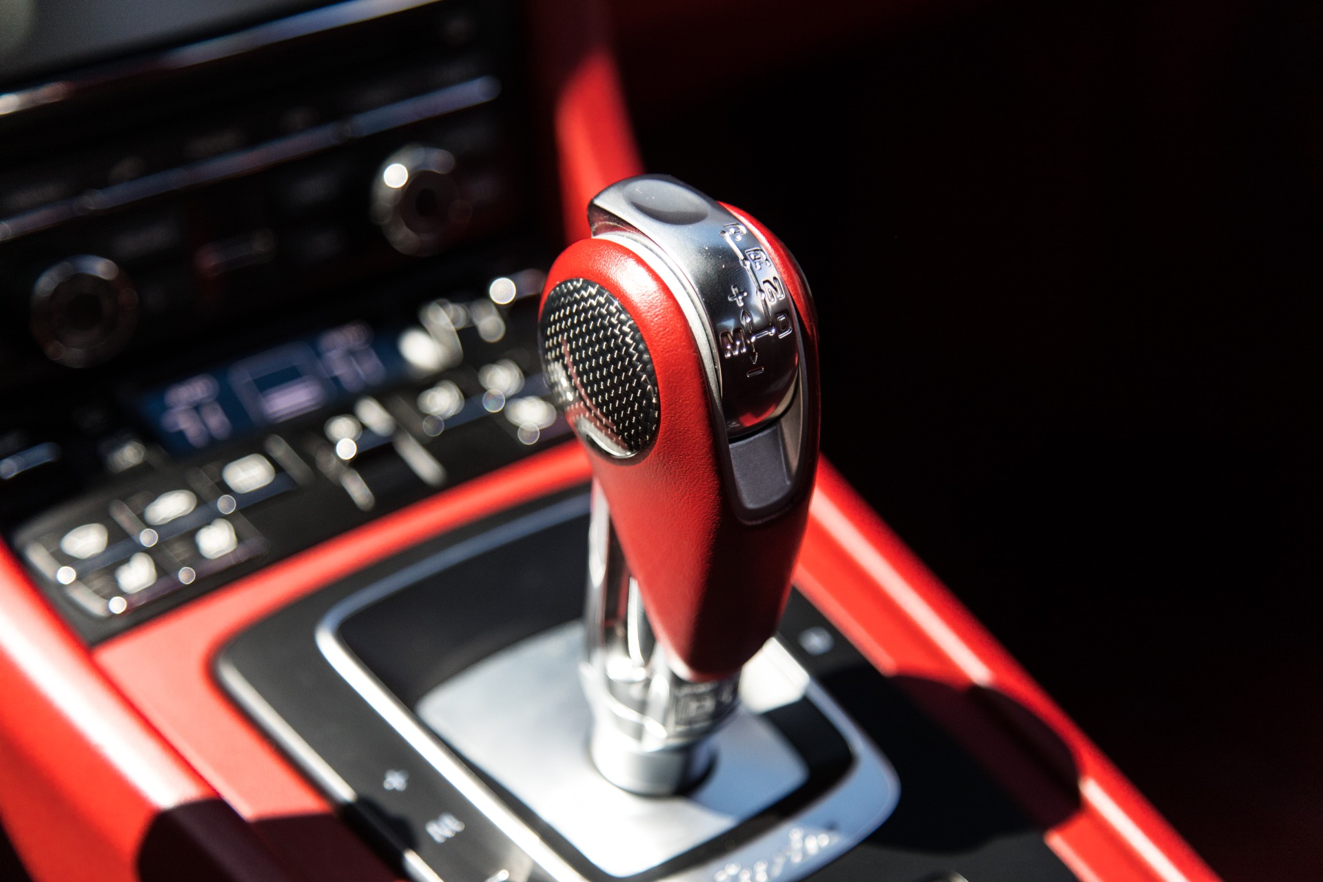 Used-2015-Porsche-911-Turbo