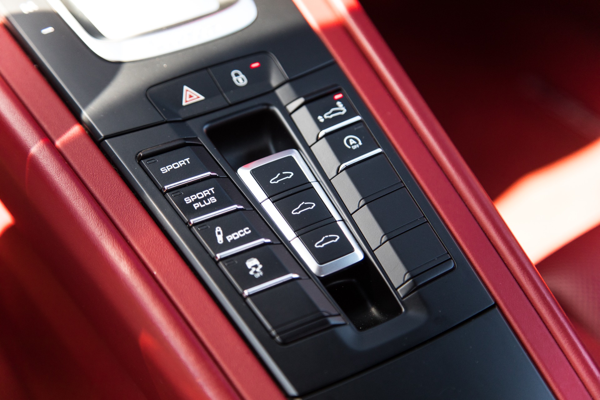 Used-2015-Porsche-911-Turbo
