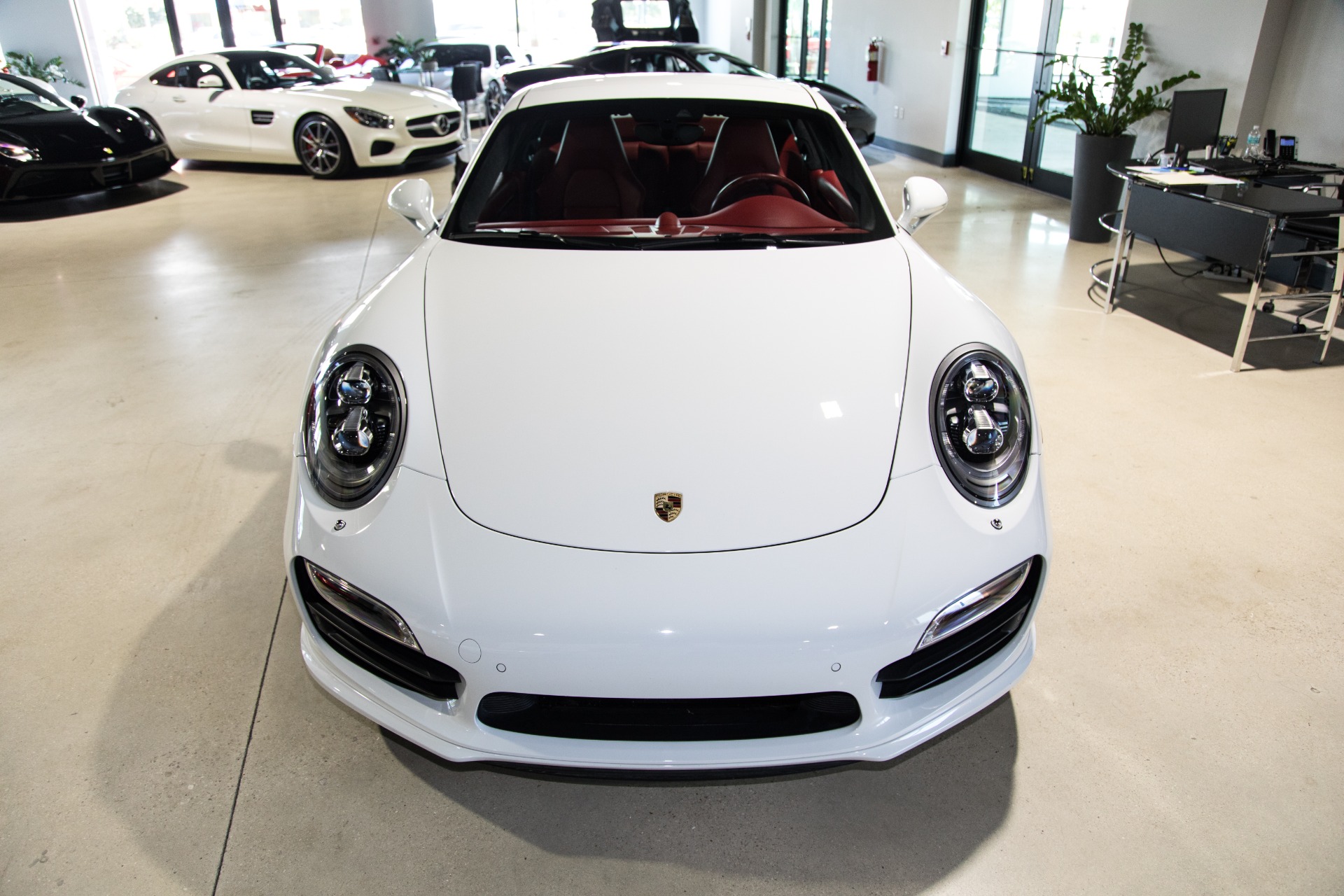 Used-2015-Porsche-911-Turbo