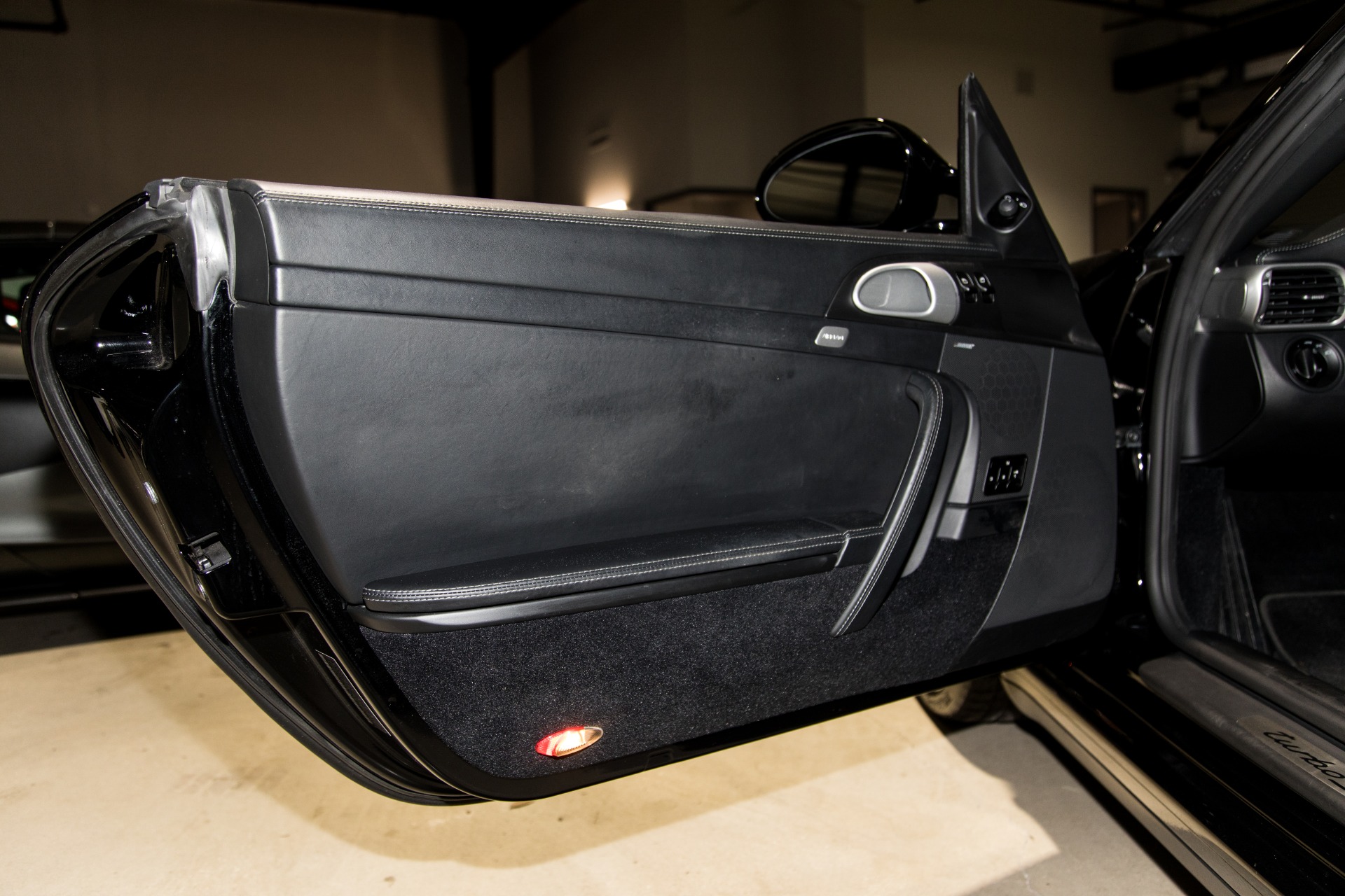 Used-2012-Porsche-911-Turbo-S