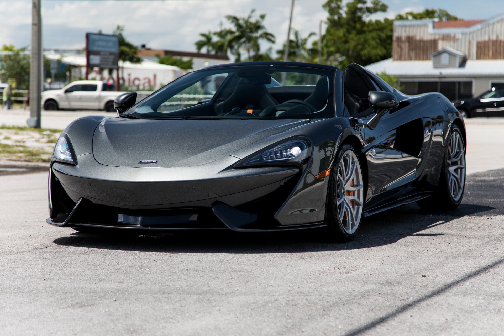 Used-2019-McLaren-570S-Spider