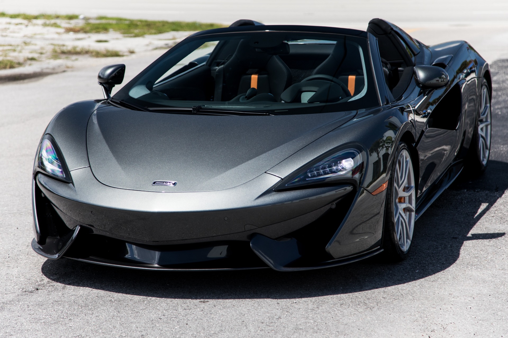 Used-2019-McLaren-570S-Spider