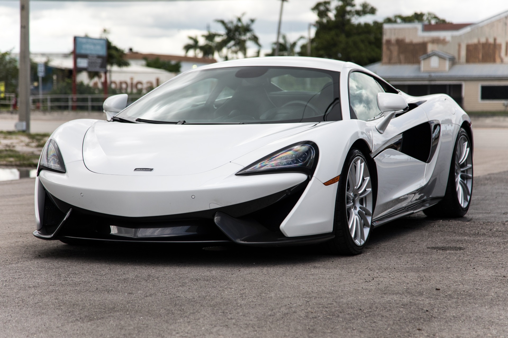 Used-2016-McLaren-570S