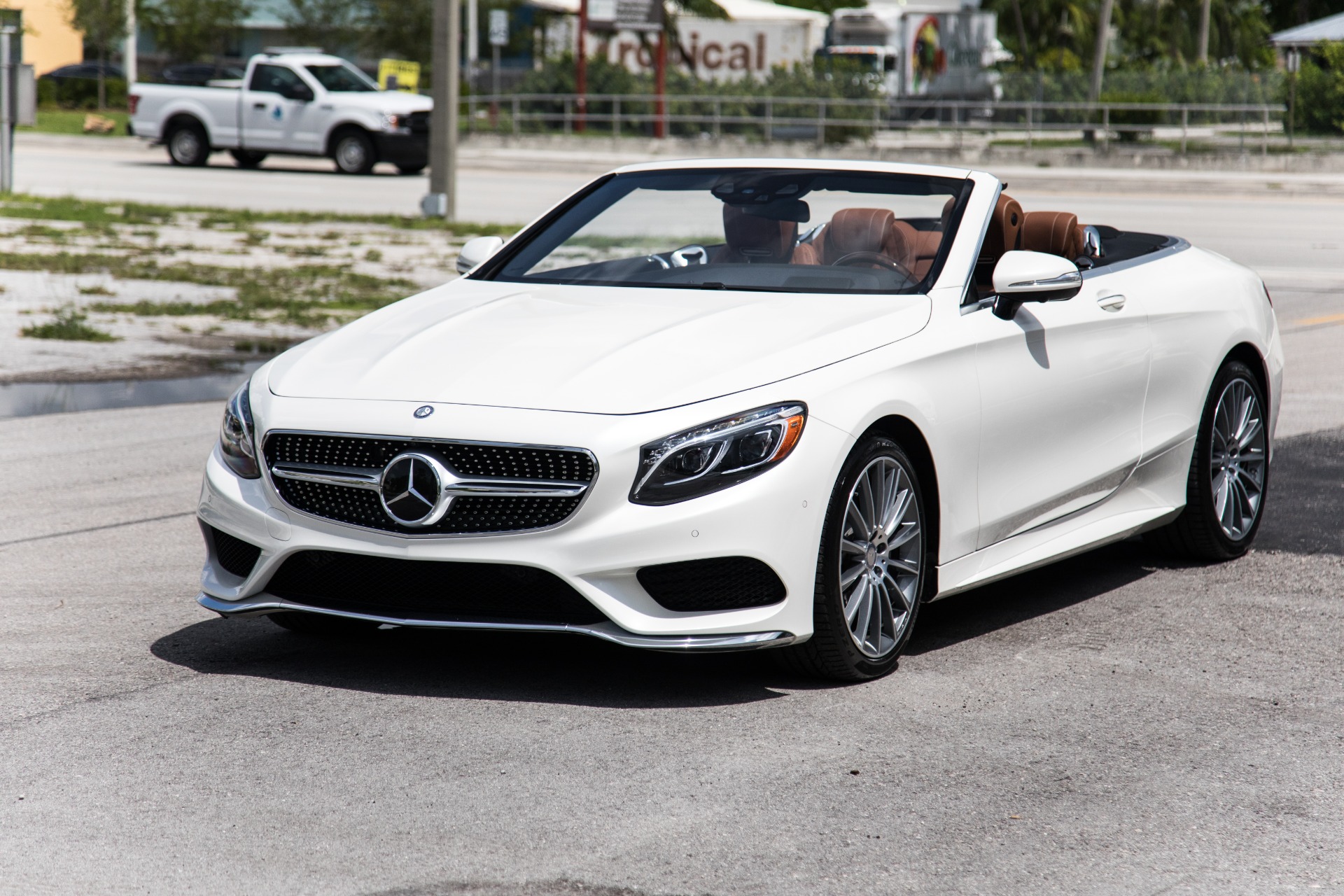 Used-2017-Mercedes-Benz-S-Class-S-550