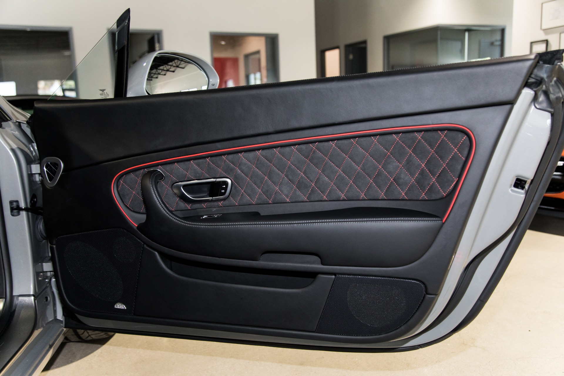 Used-2012-Bentley-Continental-Supersports-ISR