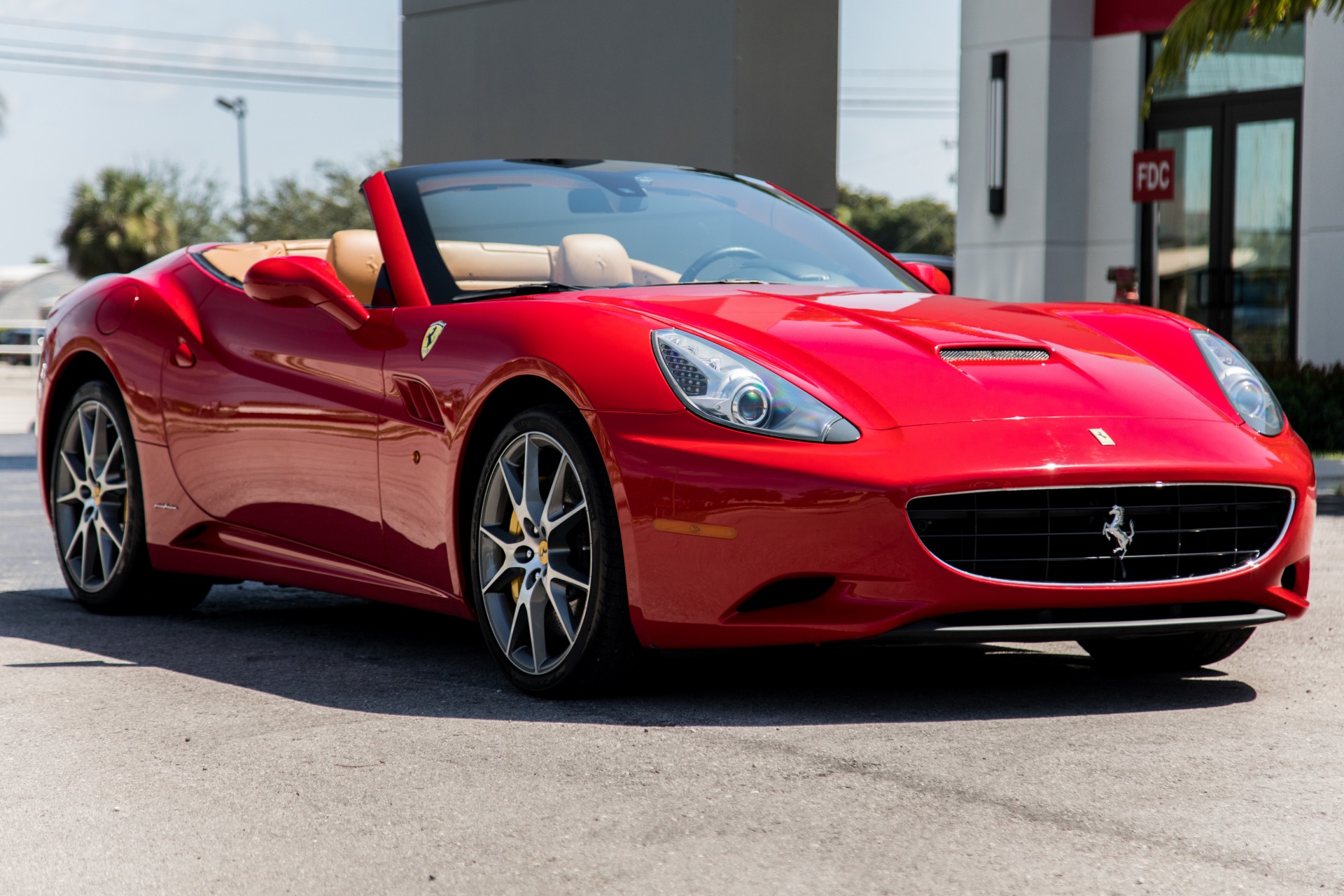 Used-2013-Ferrari-California