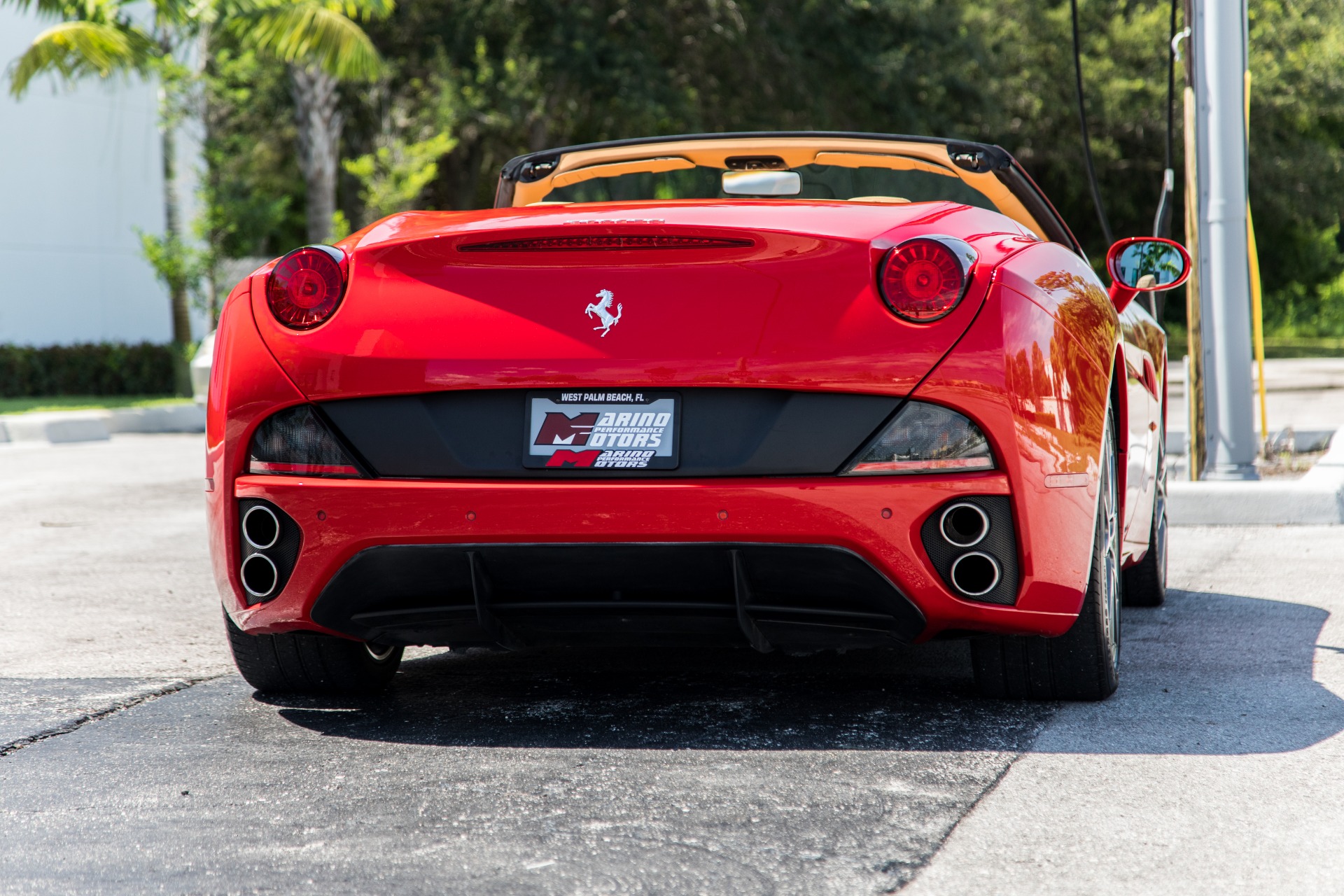 Used-2013-Ferrari-California