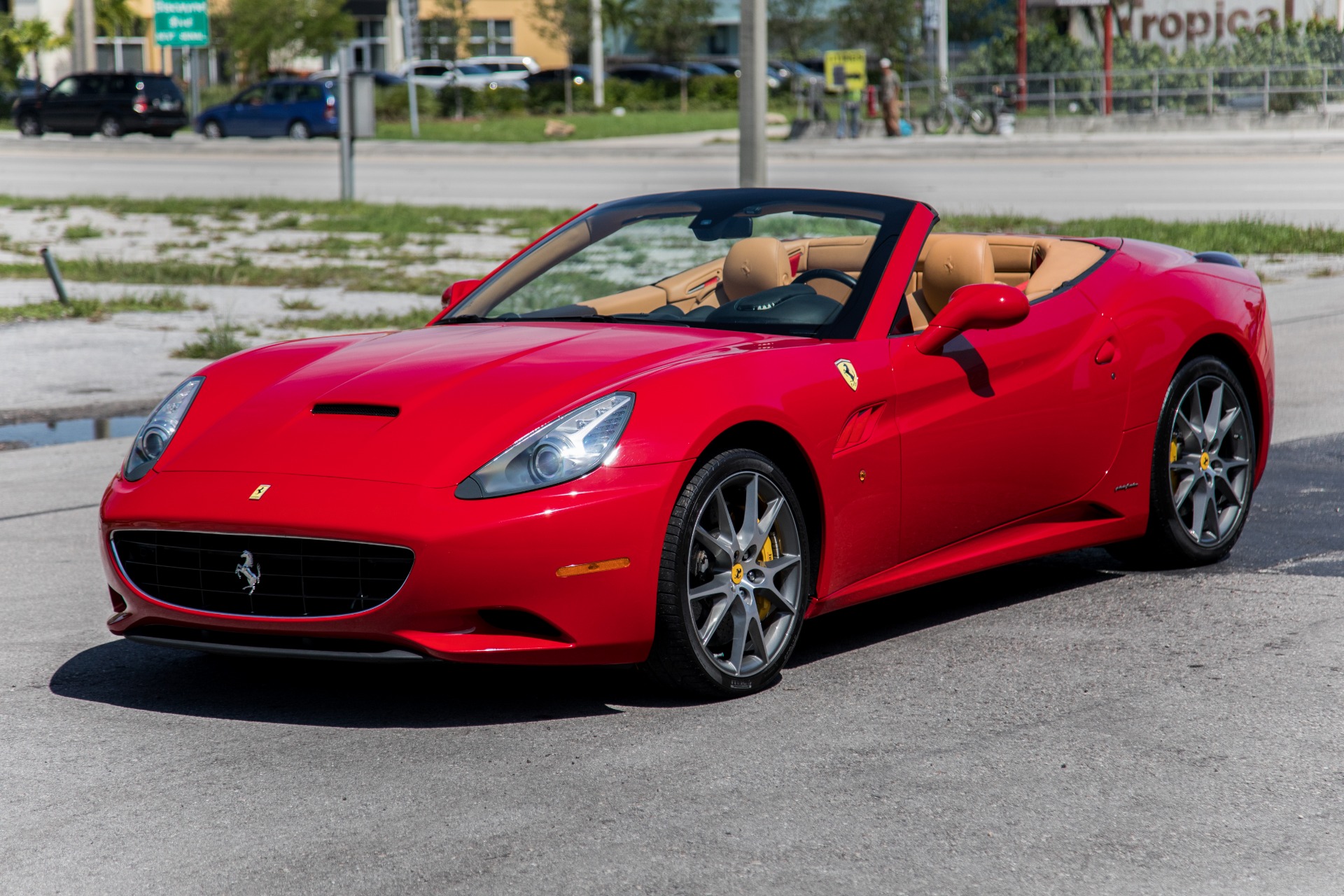 Used-2013-Ferrari-California