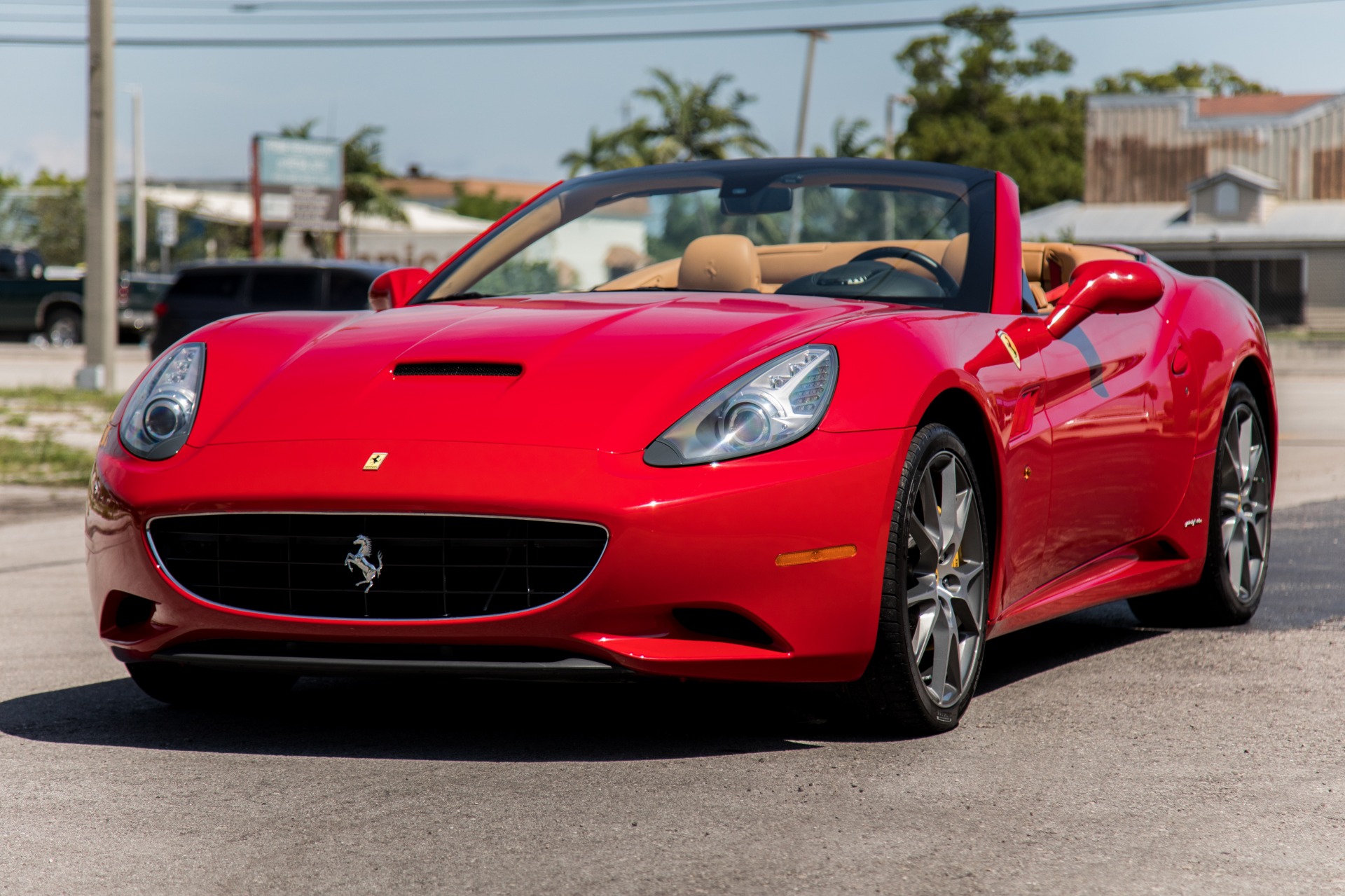 Used-2013-Ferrari-California