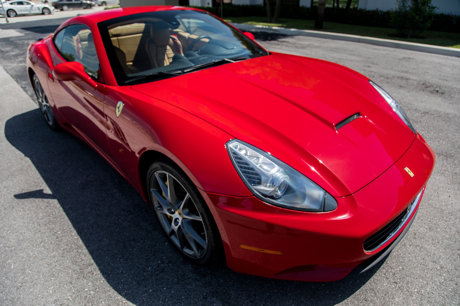 Used-2013-Ferrari-California