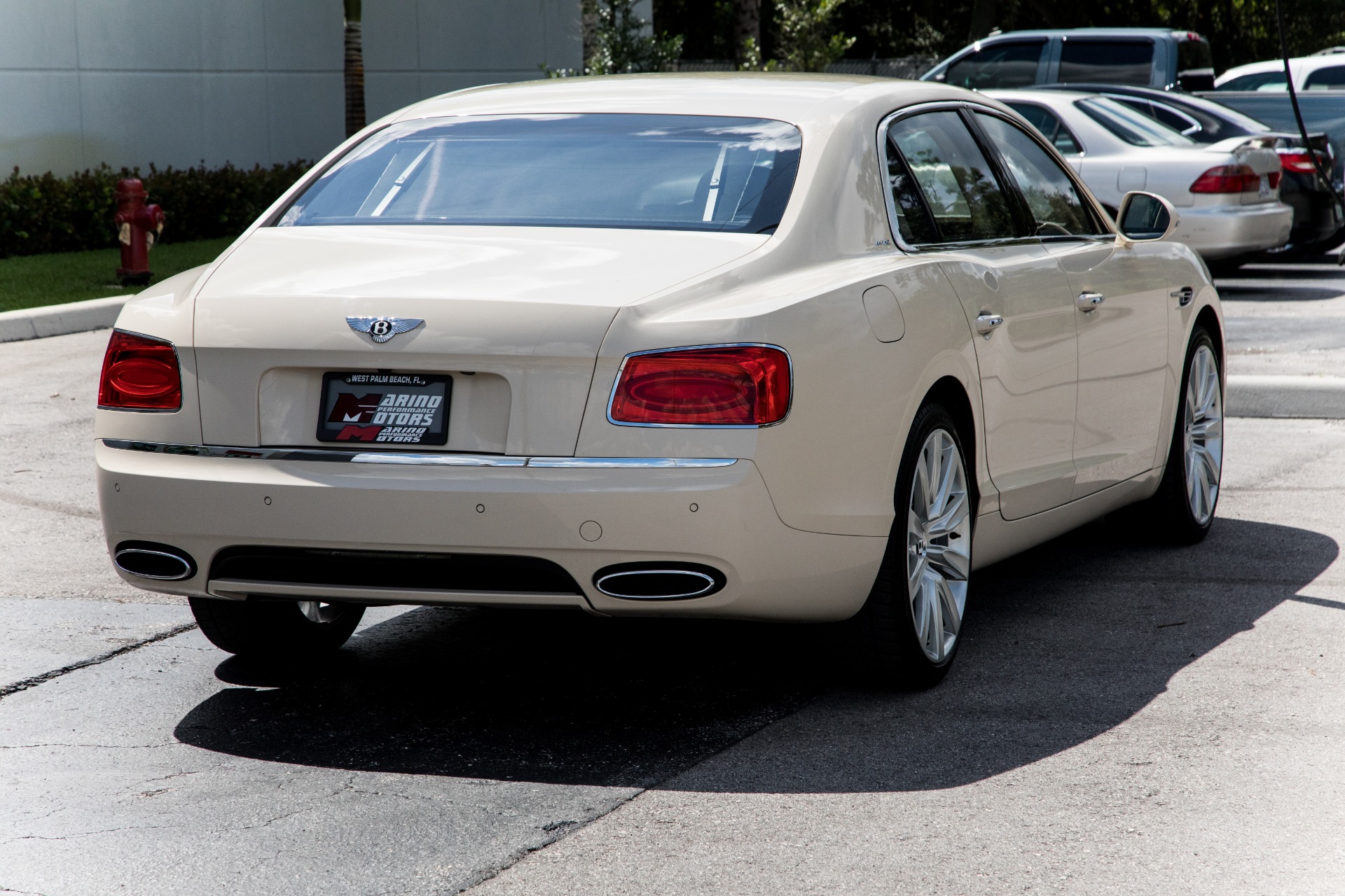 Used-2014-Bentley-Flying-Spur