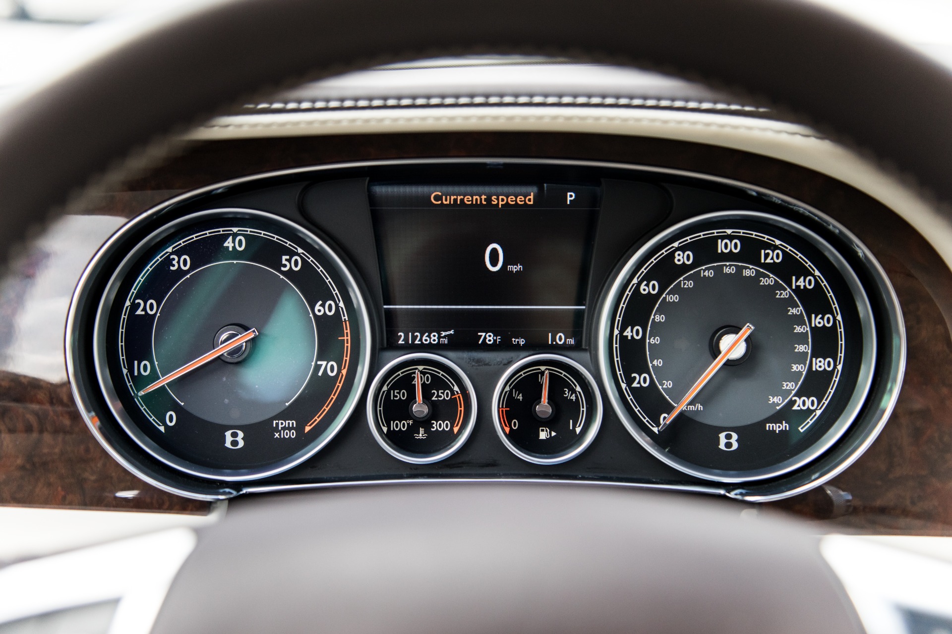 Used-2014-Bentley-Flying-Spur