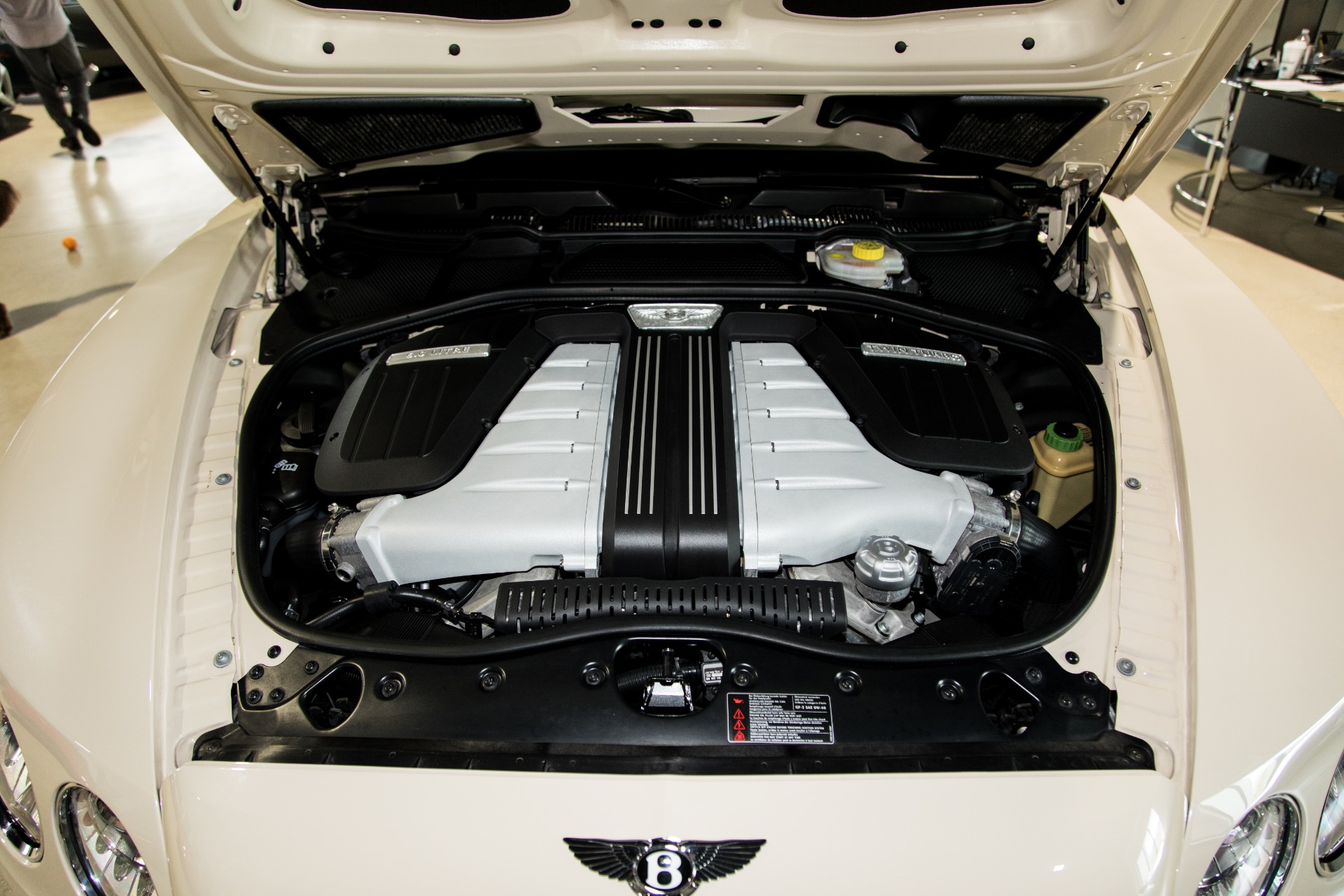 Used-2014-Bentley-Flying-Spur