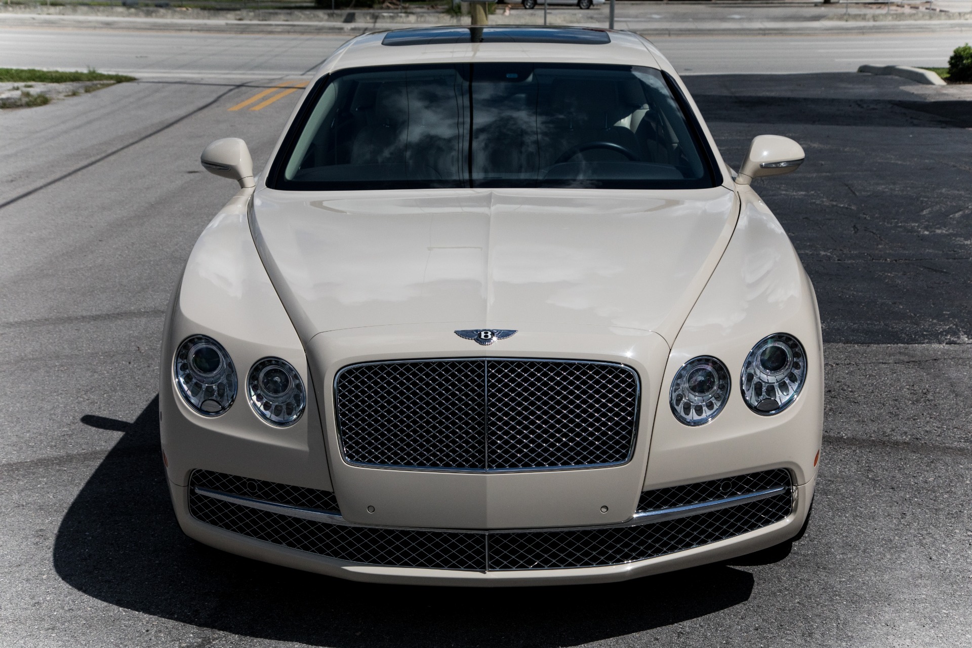 Used-2014-Bentley-Flying-Spur
