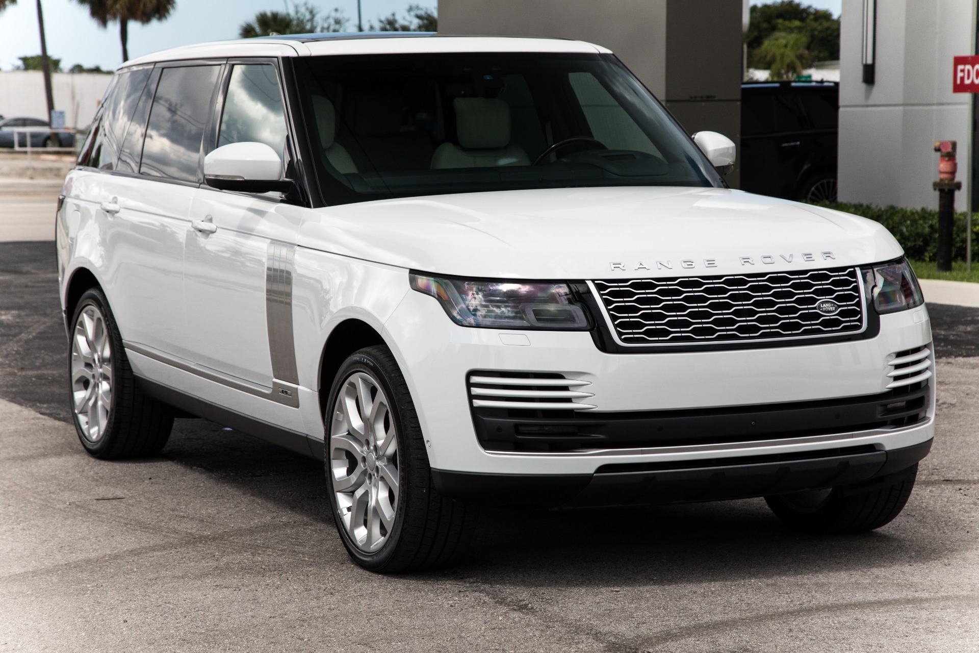 Used-2018-Land-Rover-Range-Rover-Supercharged-LWB