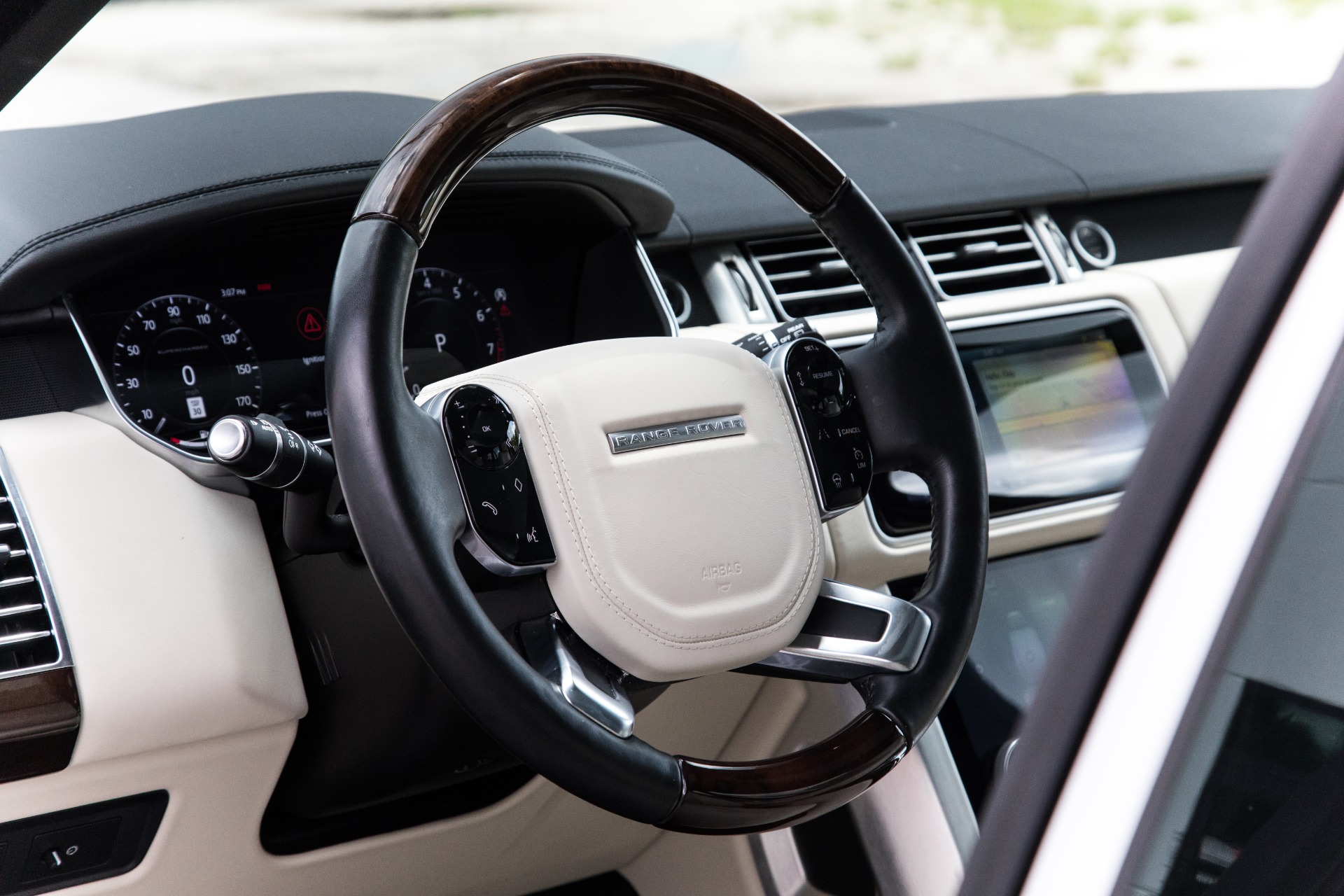 Used-2018-Land-Rover-Range-Rover-Supercharged-LWB