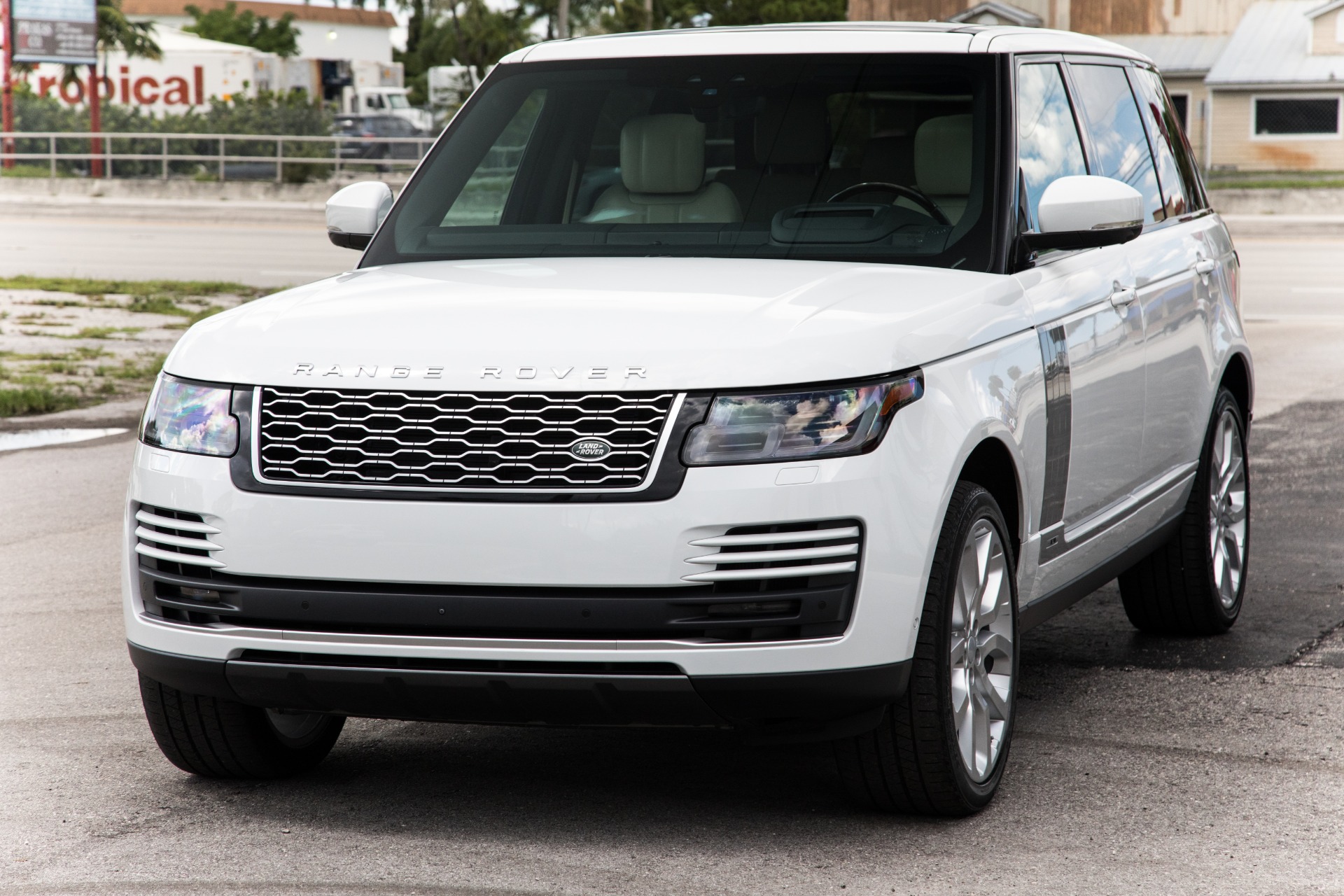 Used-2018-Land-Rover-Range-Rover-Supercharged-LWB