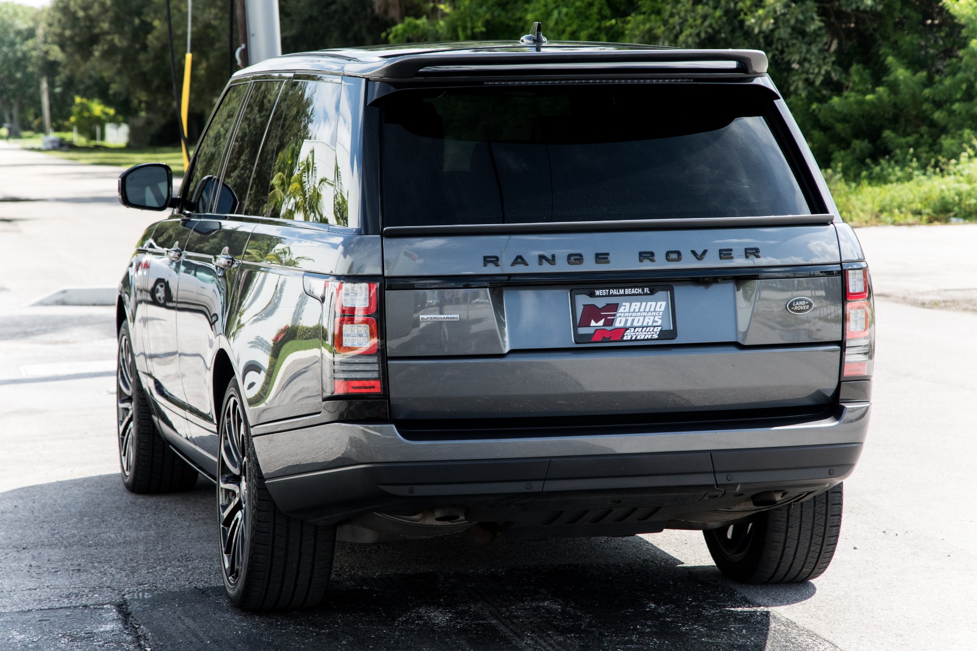 Used-2016-Land-Rover-Range-Rover-Supercharged
