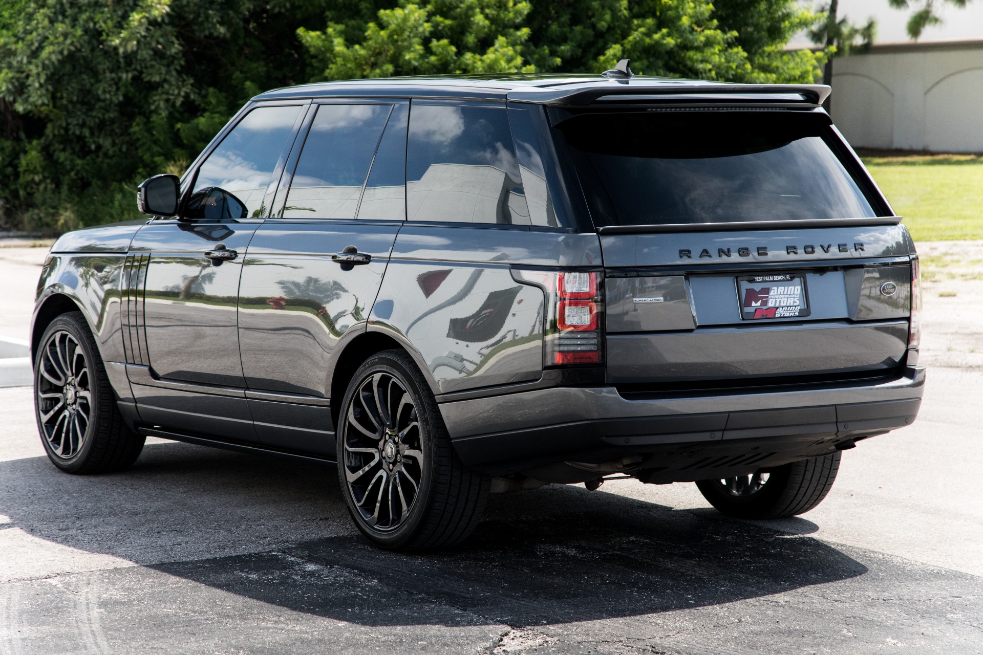 Used-2016-Land-Rover-Range-Rover-Supercharged