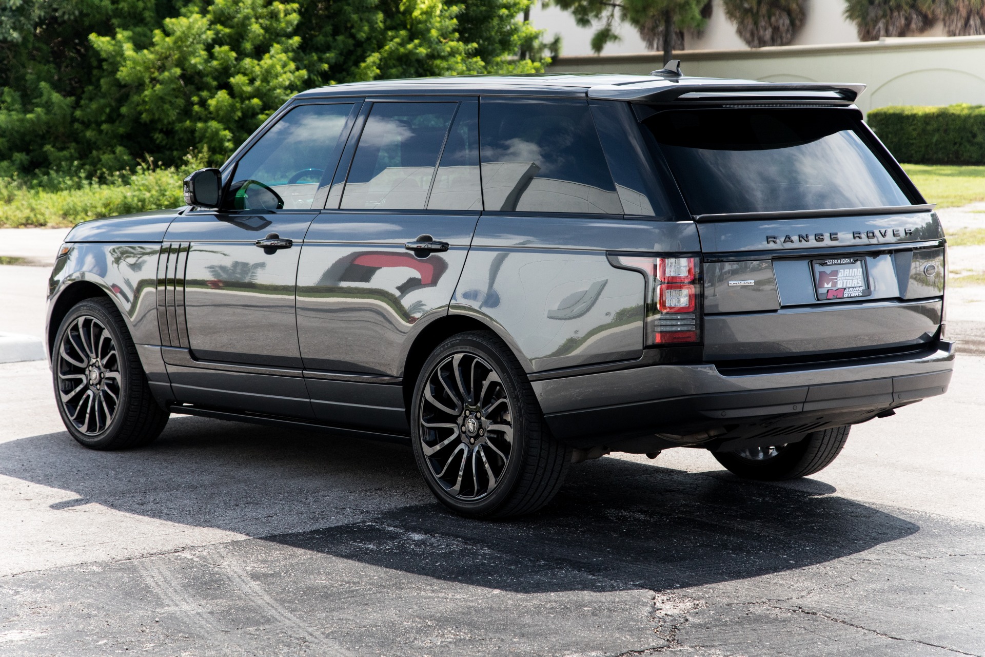 Used-2016-Land-Rover-Range-Rover-Supercharged
