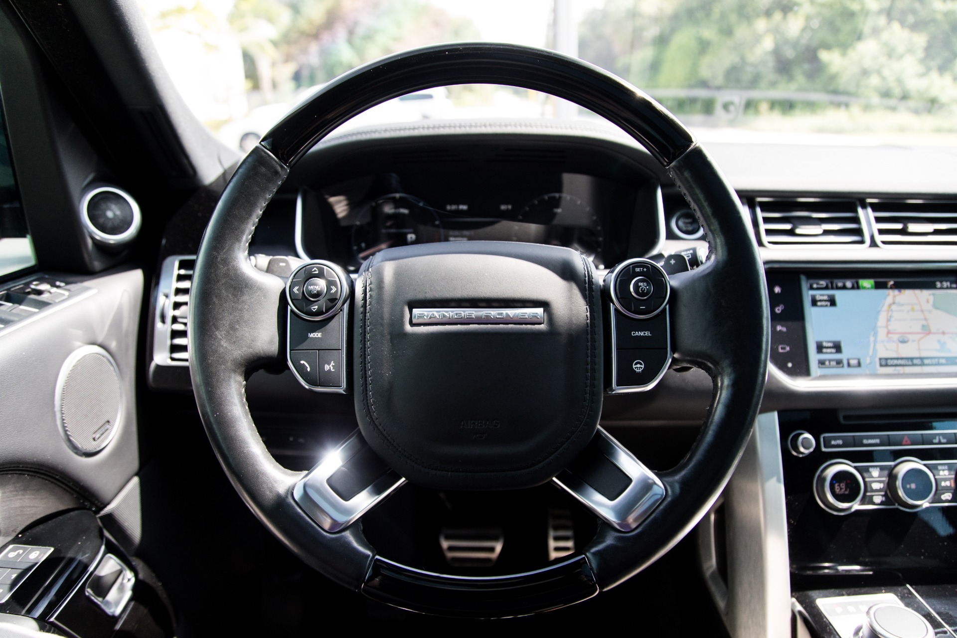 Used-2016-Land-Rover-Range-Rover-Supercharged