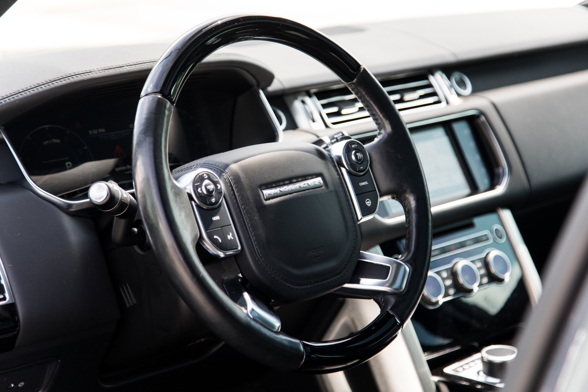 Used-2016-Land-Rover-Range-Rover-Supercharged