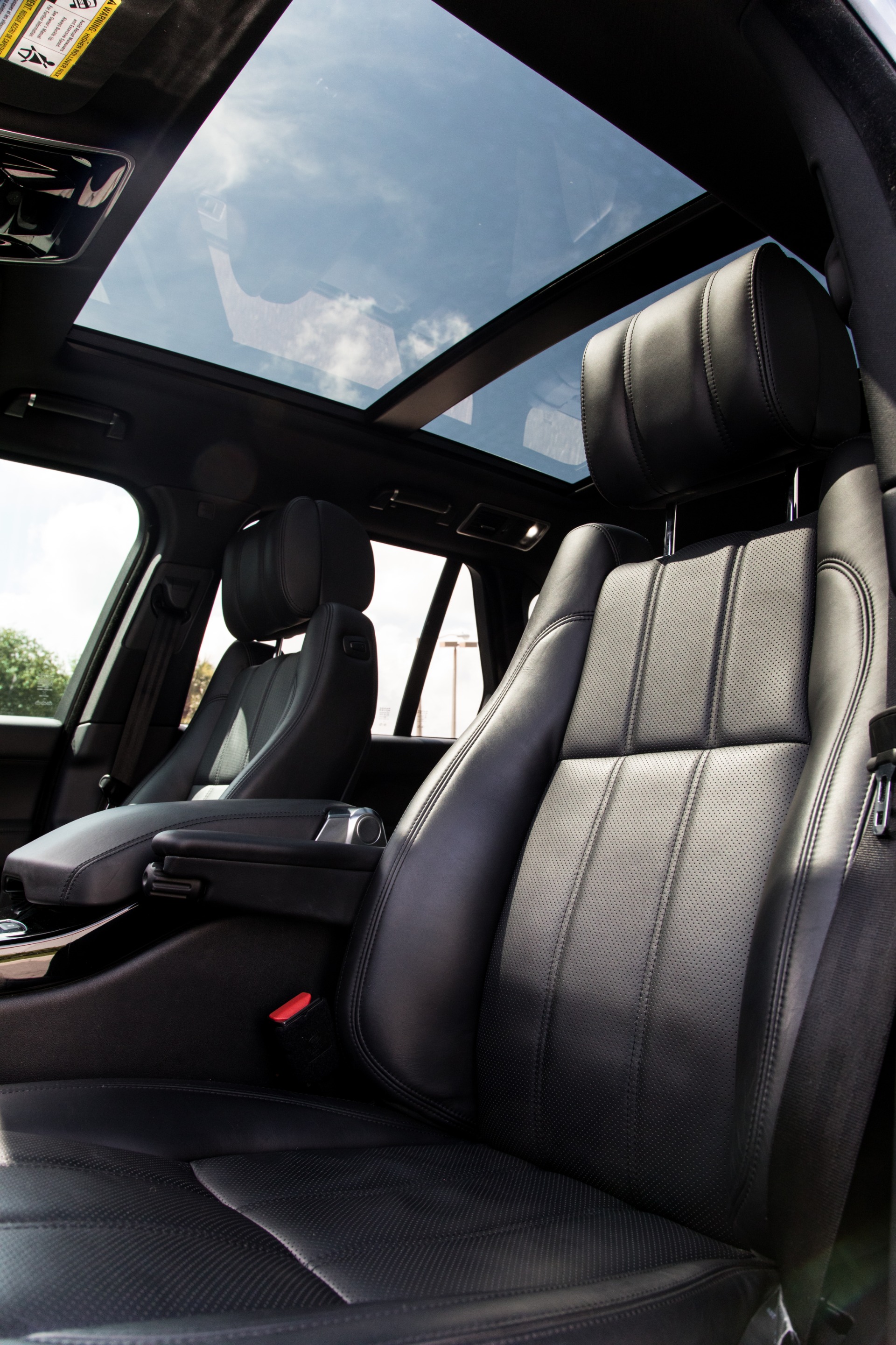 Used-2016-Land-Rover-Range-Rover-Supercharged