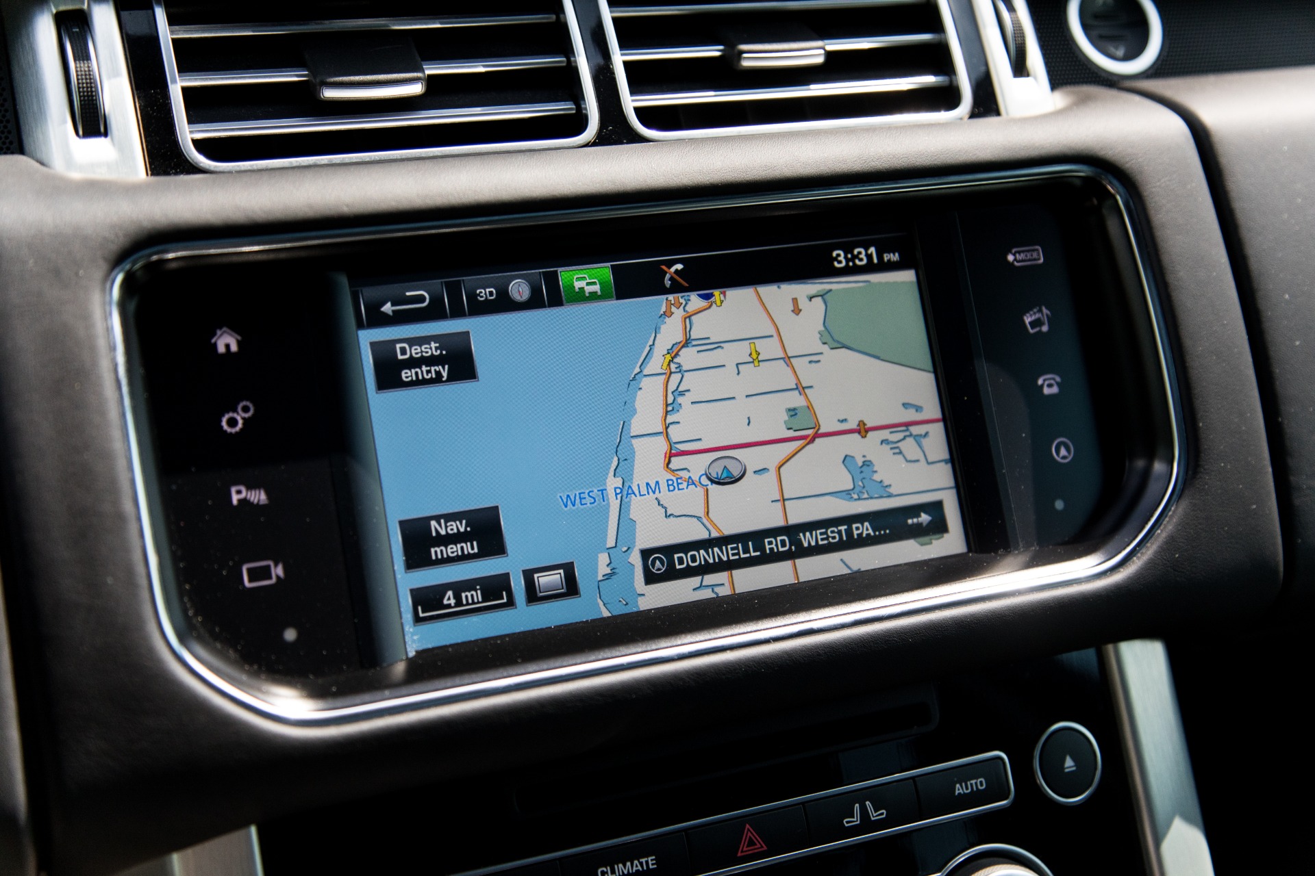 Used-2016-Land-Rover-Range-Rover-Supercharged