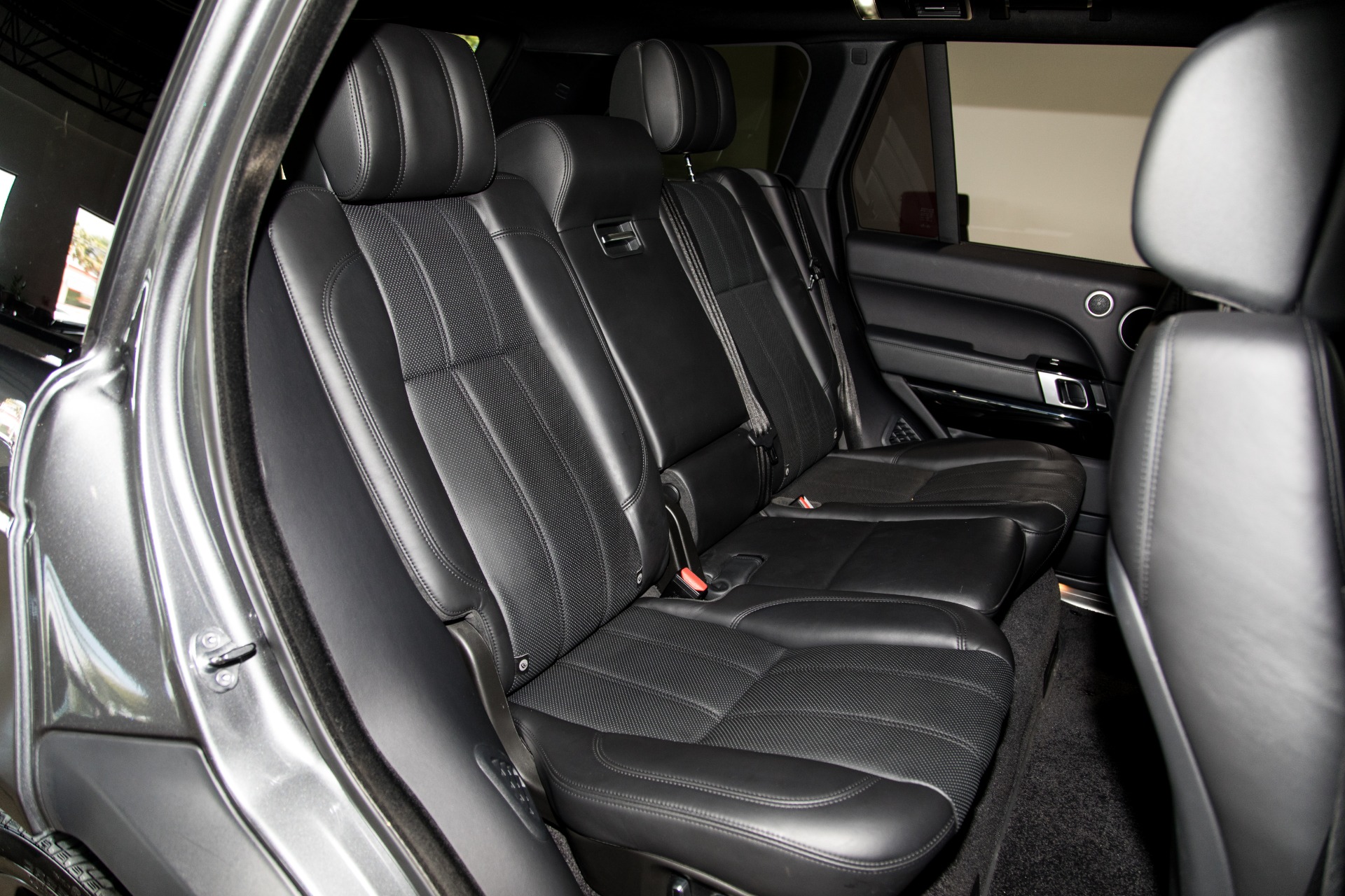 Used-2016-Land-Rover-Range-Rover-Supercharged