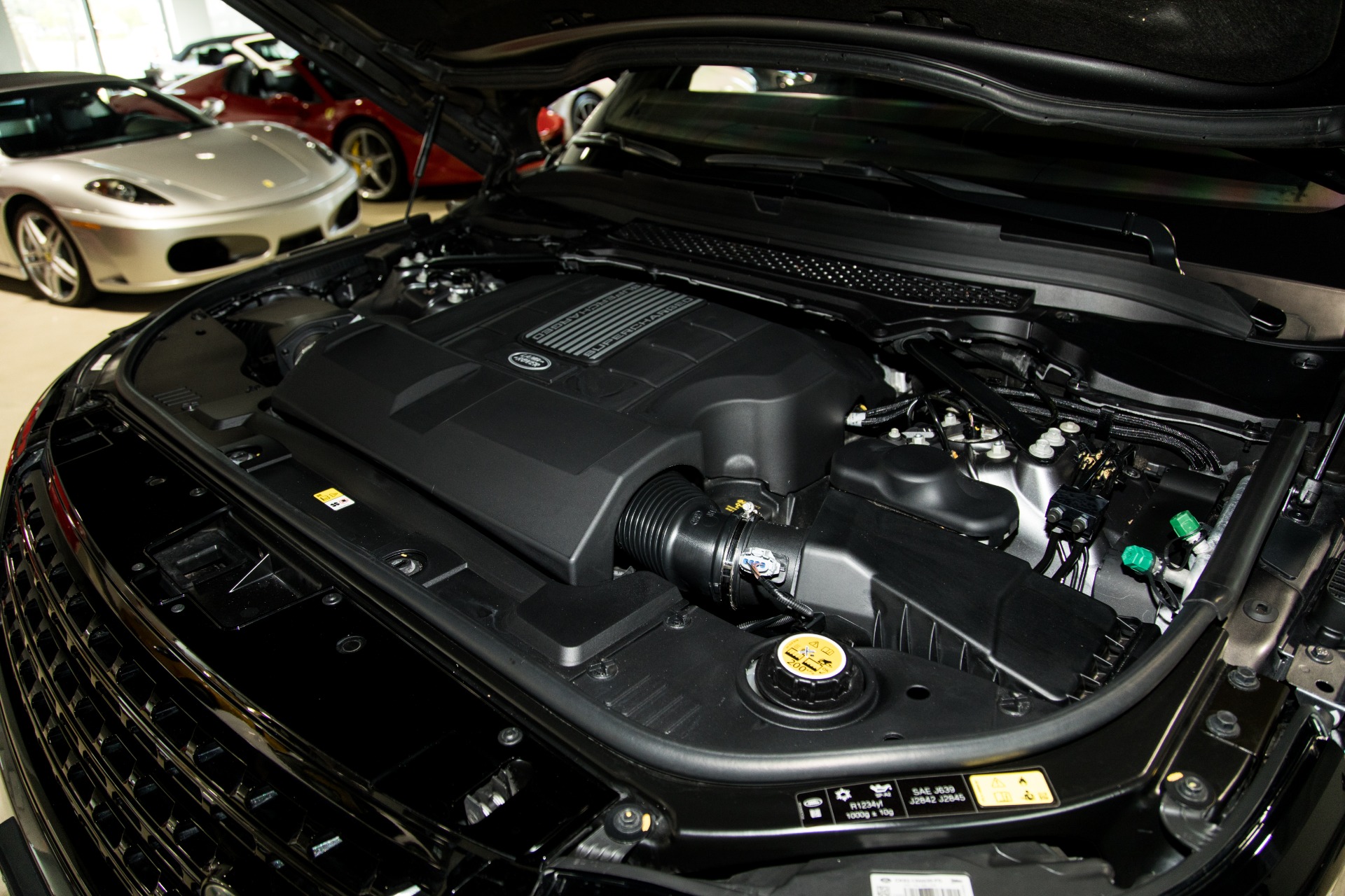 Used-2016-Land-Rover-Range-Rover-Supercharged