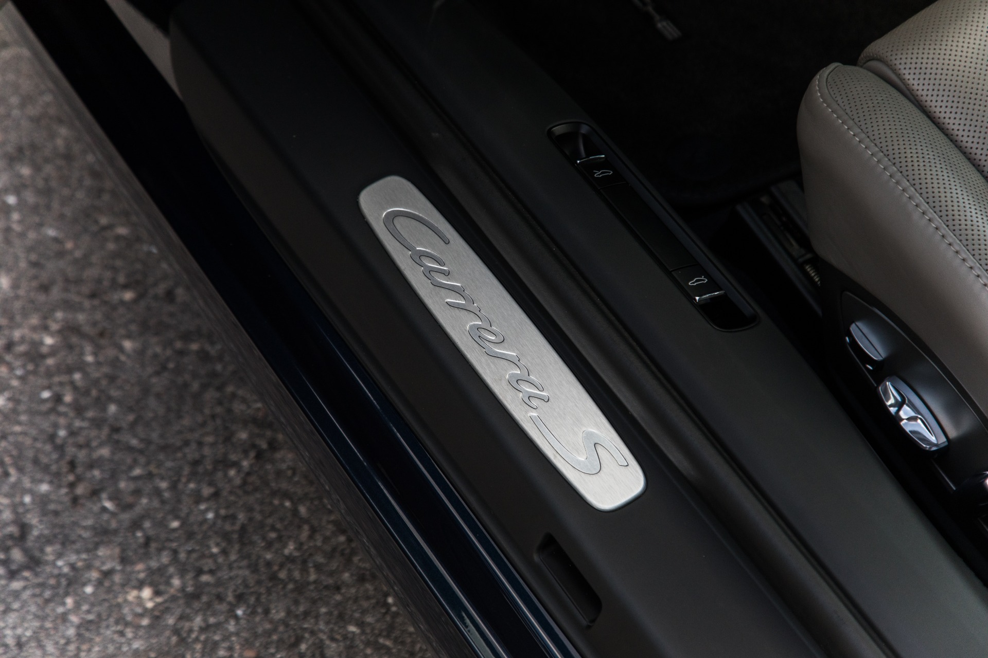 Used-2013-Porsche-911-Carrera-S