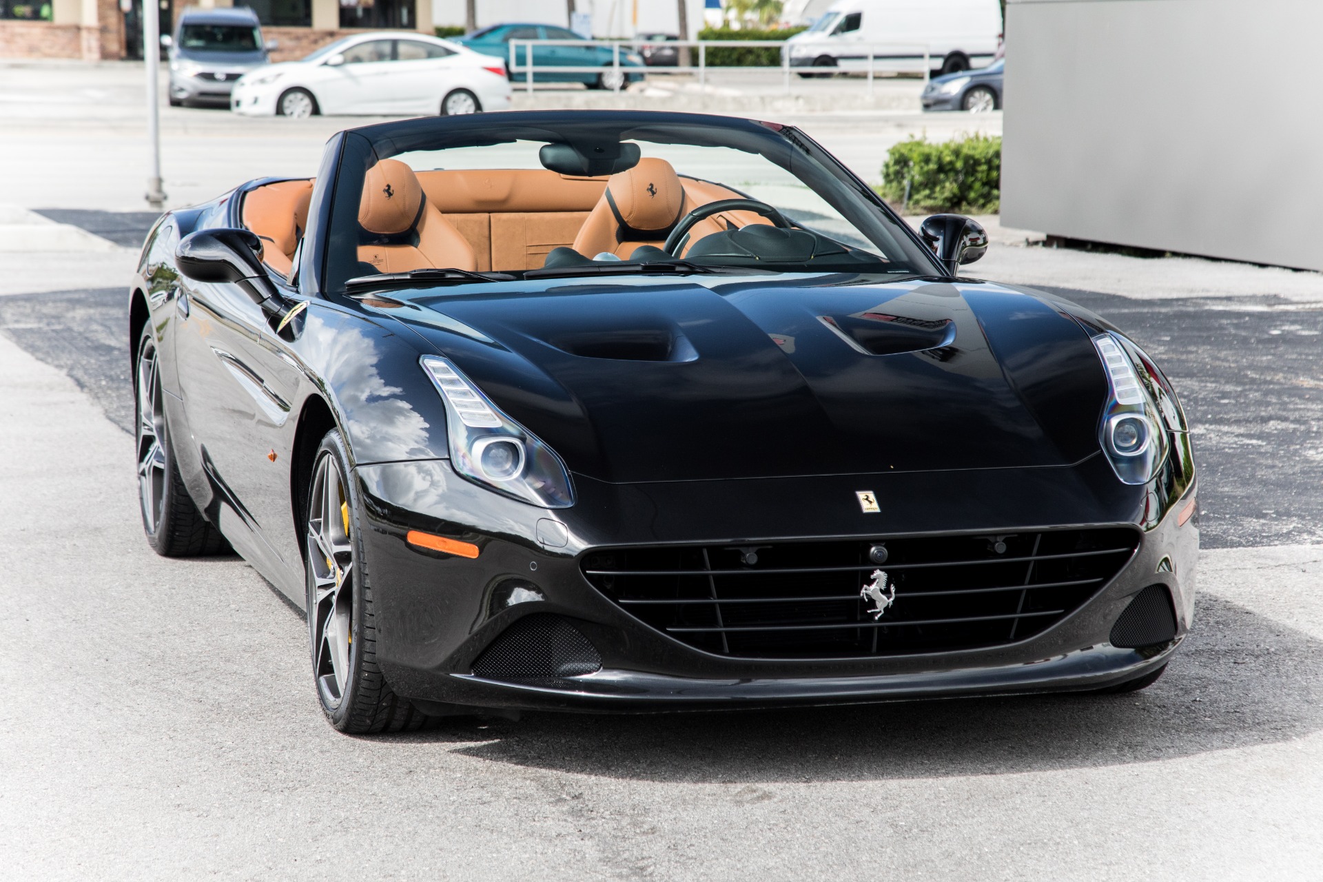 Used-2016-Ferrari-California-T